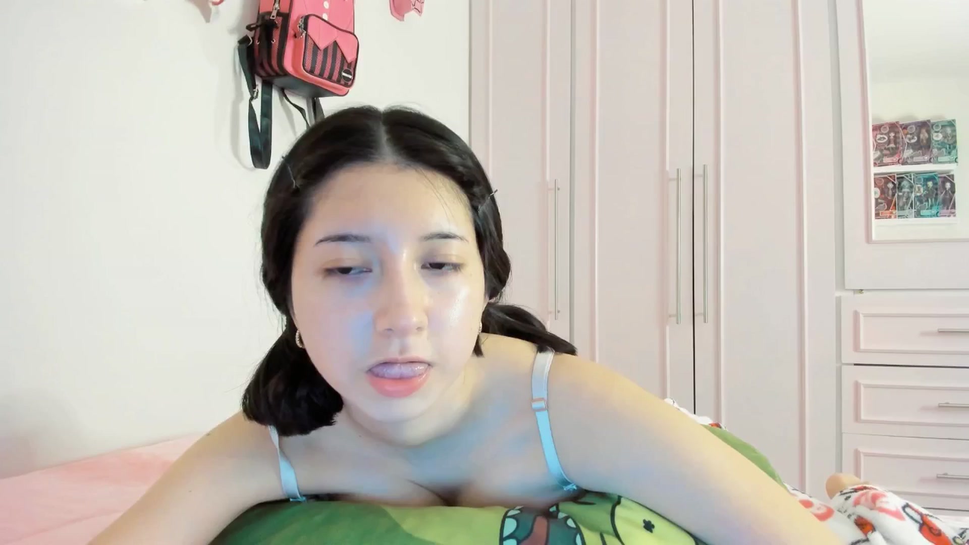 Gallery image thumbnail from Cherrycute666's myfreecams stream on, 02/27/2025, 08:59 image 8 of 20