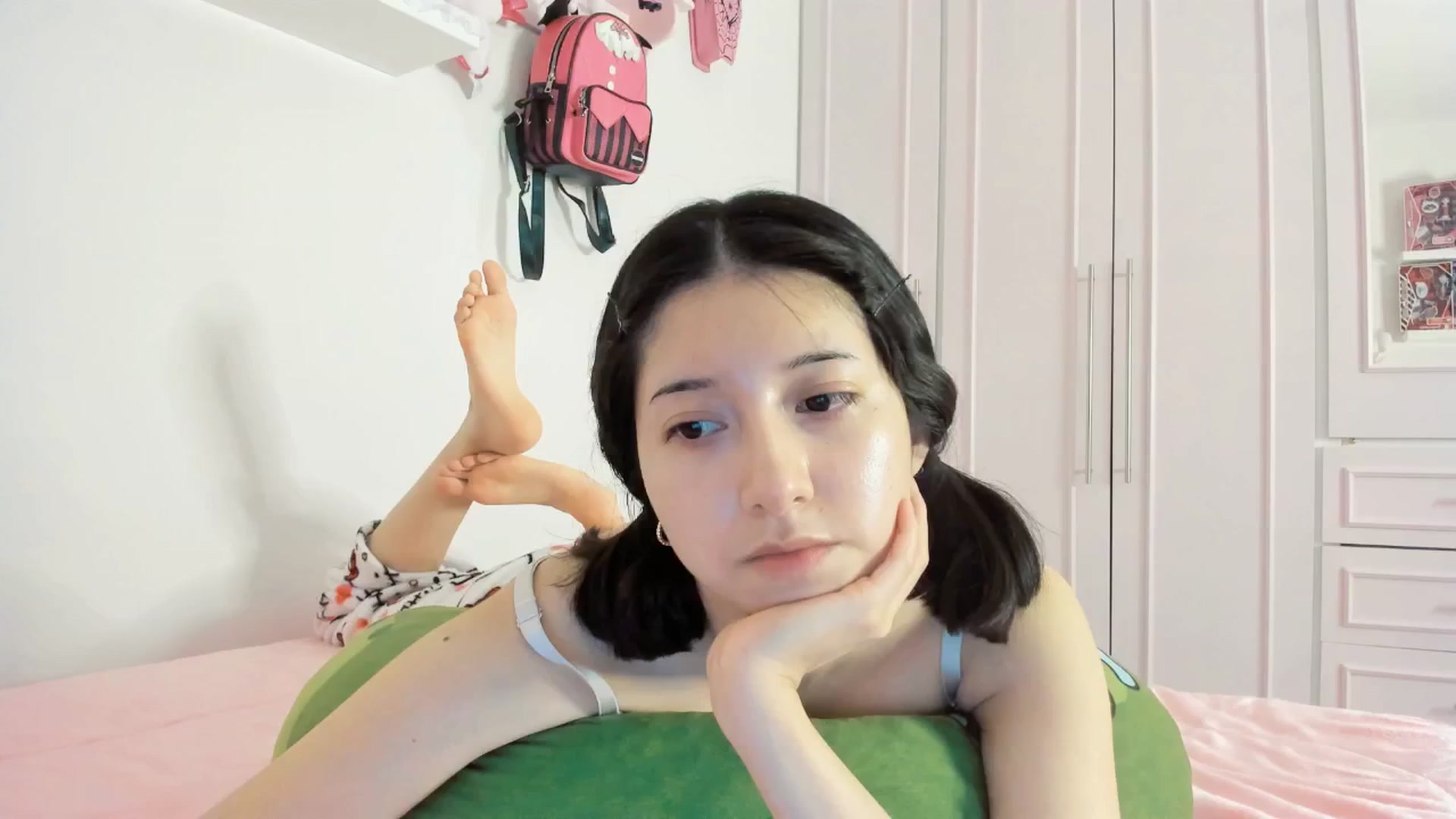 Gallery image thumbnail from Cherrycute666's myfreecams stream on, 02/27/2025, 08:59 image 16 of 20