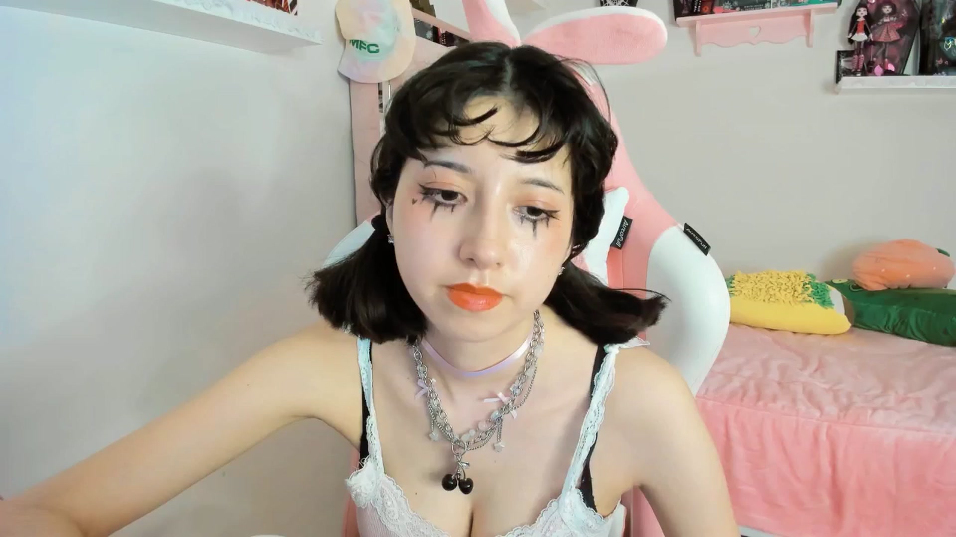 Gallery image thumbnail from Cherrycute666's myfreecams stream on, 02/28/2025, 06:58 image 8 of 20