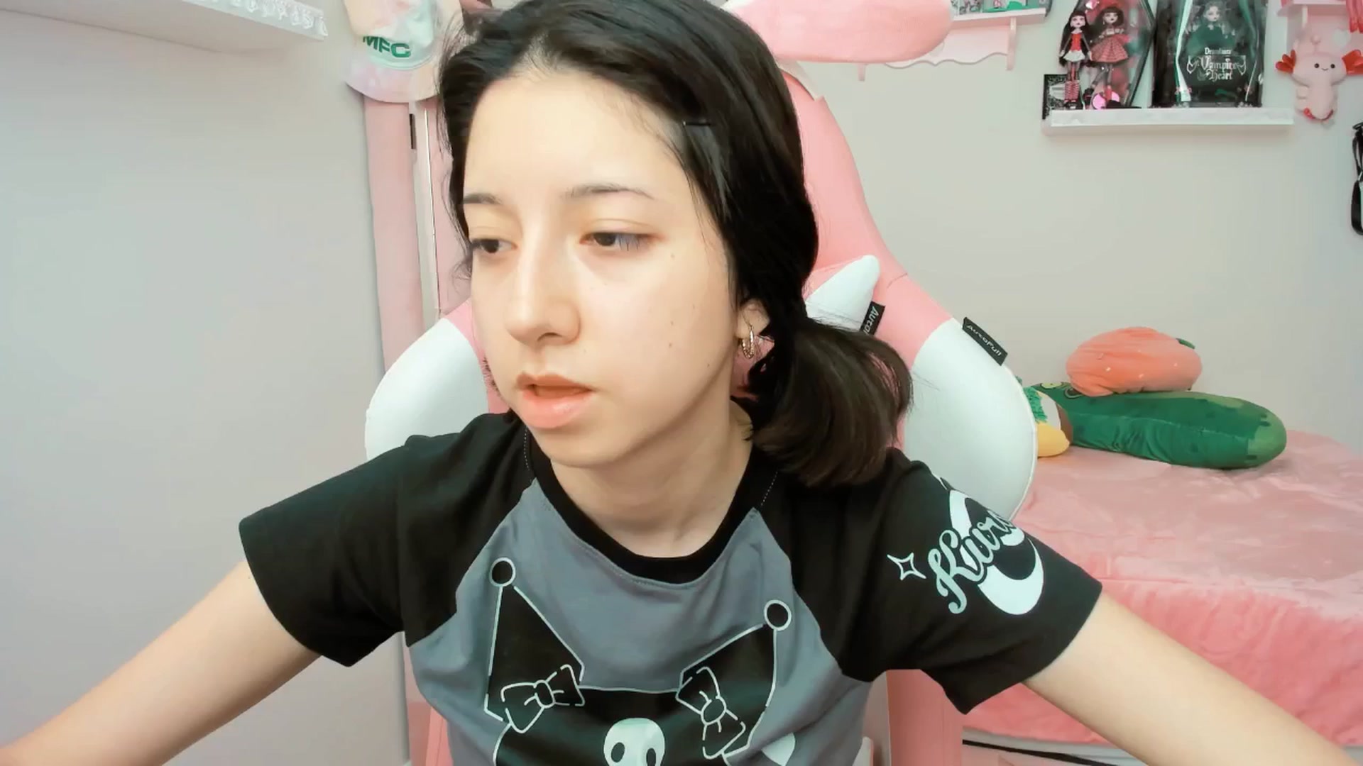 Gallery image thumbnail from Cherrycute666's myfreecams stream on, 02/28/2025, 21:22 image 8 of 20