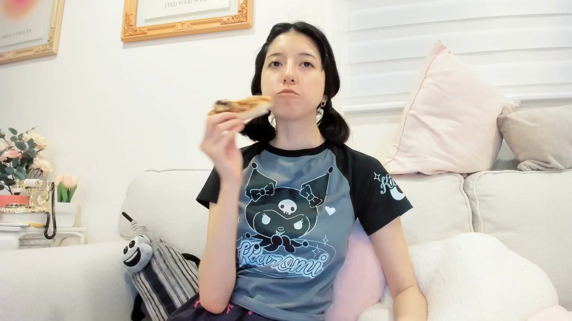 Gallery image thumbnail from Cherrycute666's myfreecams stream on, 03/01/2025, 09:01 image 3 of 20