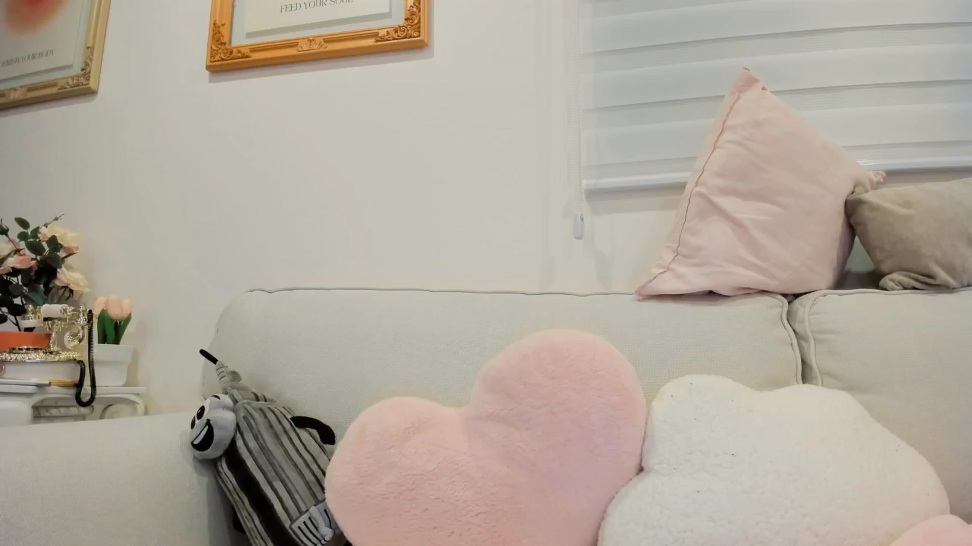 Gallery image thumbnail from Cherrycute666's myfreecams stream on, 03/01/2025, 09:01 image 5 of 20