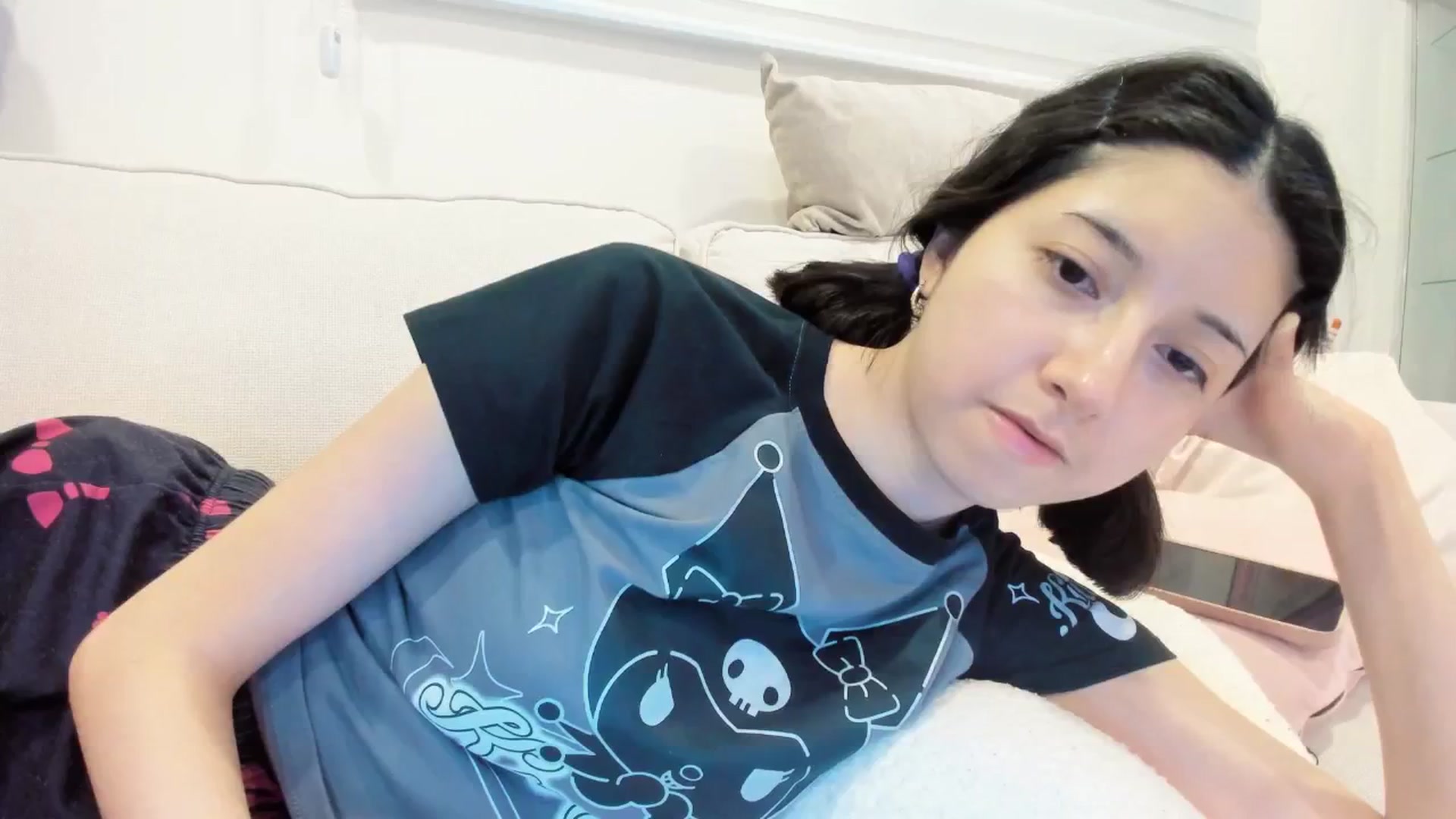 Gallery image thumbnail from Cherrycute666's myfreecams stream on, 03/01/2025, 11:03 image 18 of 20
