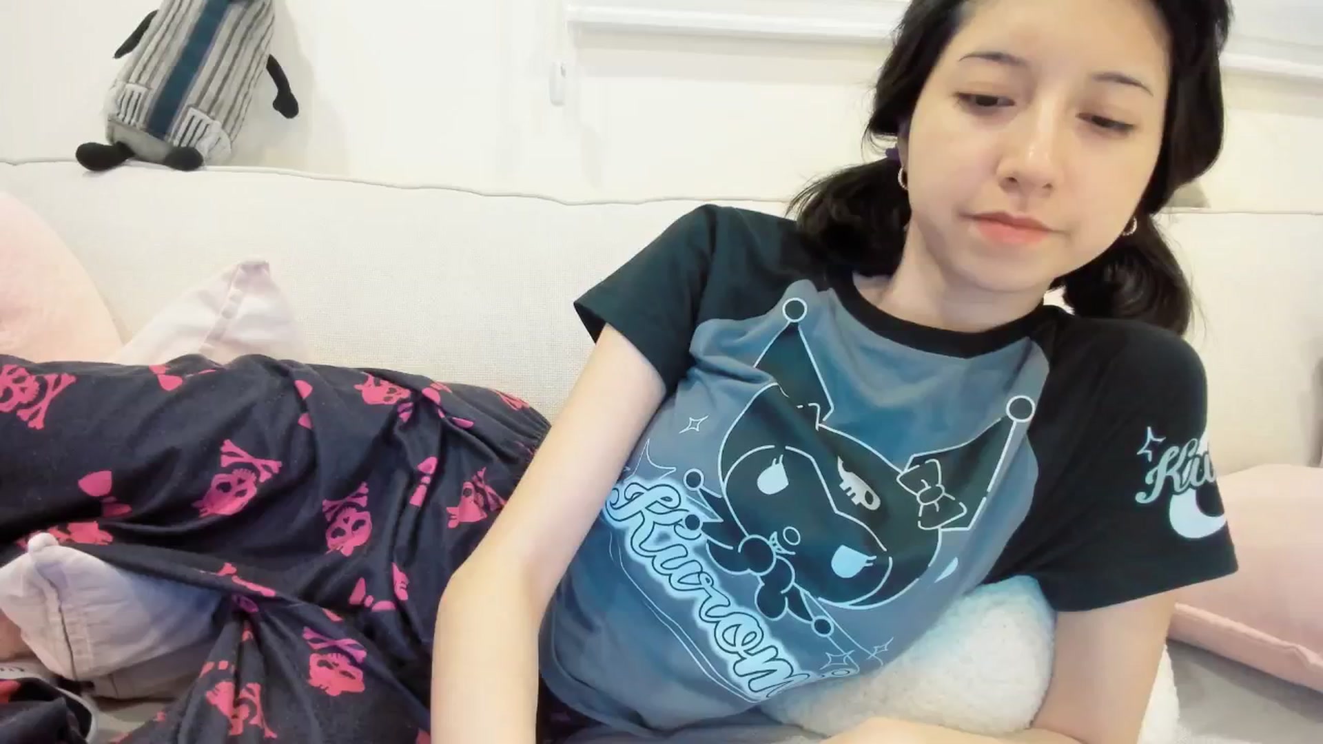 Gallery image thumbnail from Cherrycute666's myfreecams stream on, 03/01/2025, 11:03 image 9 of 20