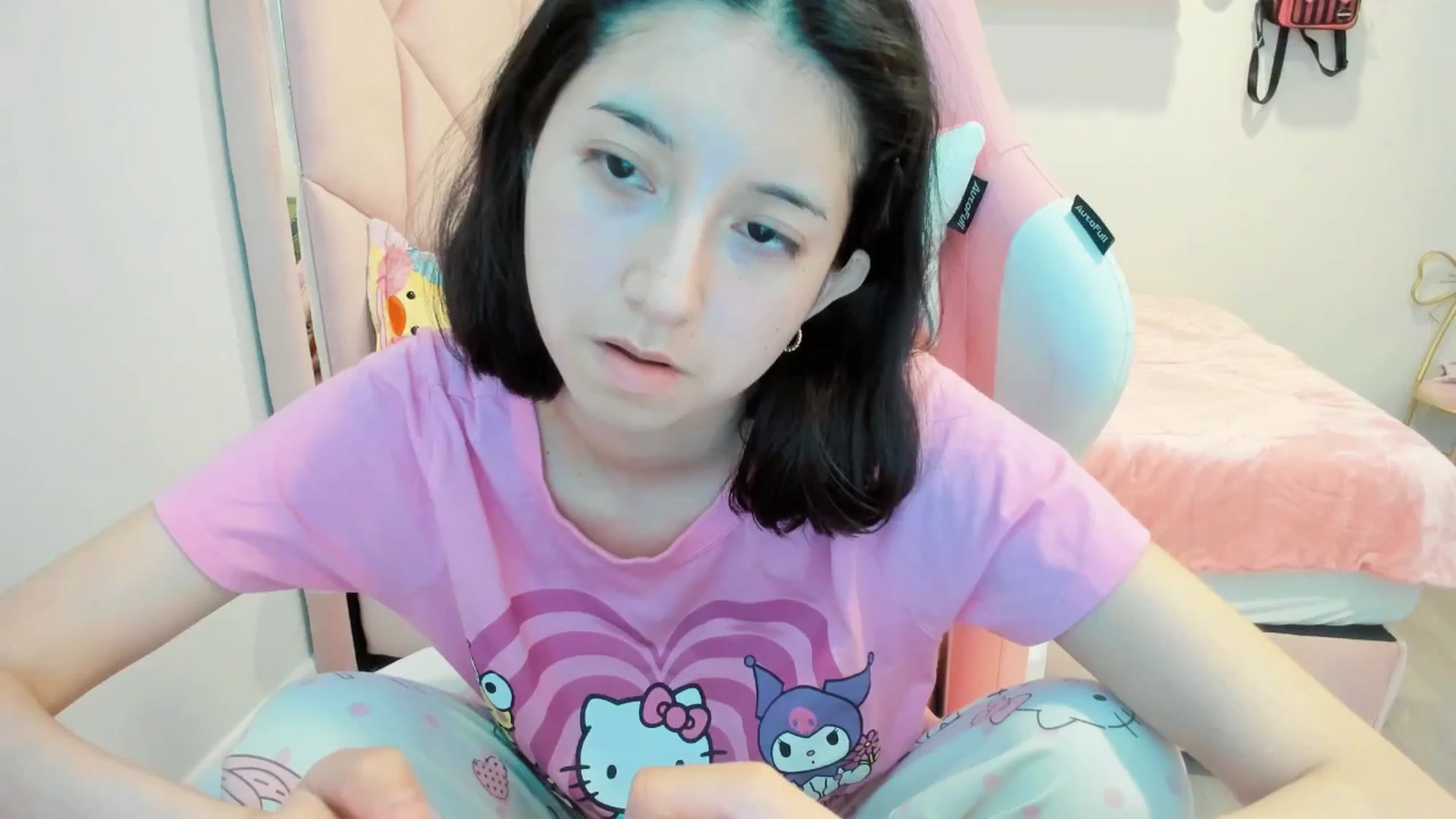 Gallery image thumbnail from Cherrycute666's myfreecams stream on, 03/01/2025, 13:59 image 20 of 20