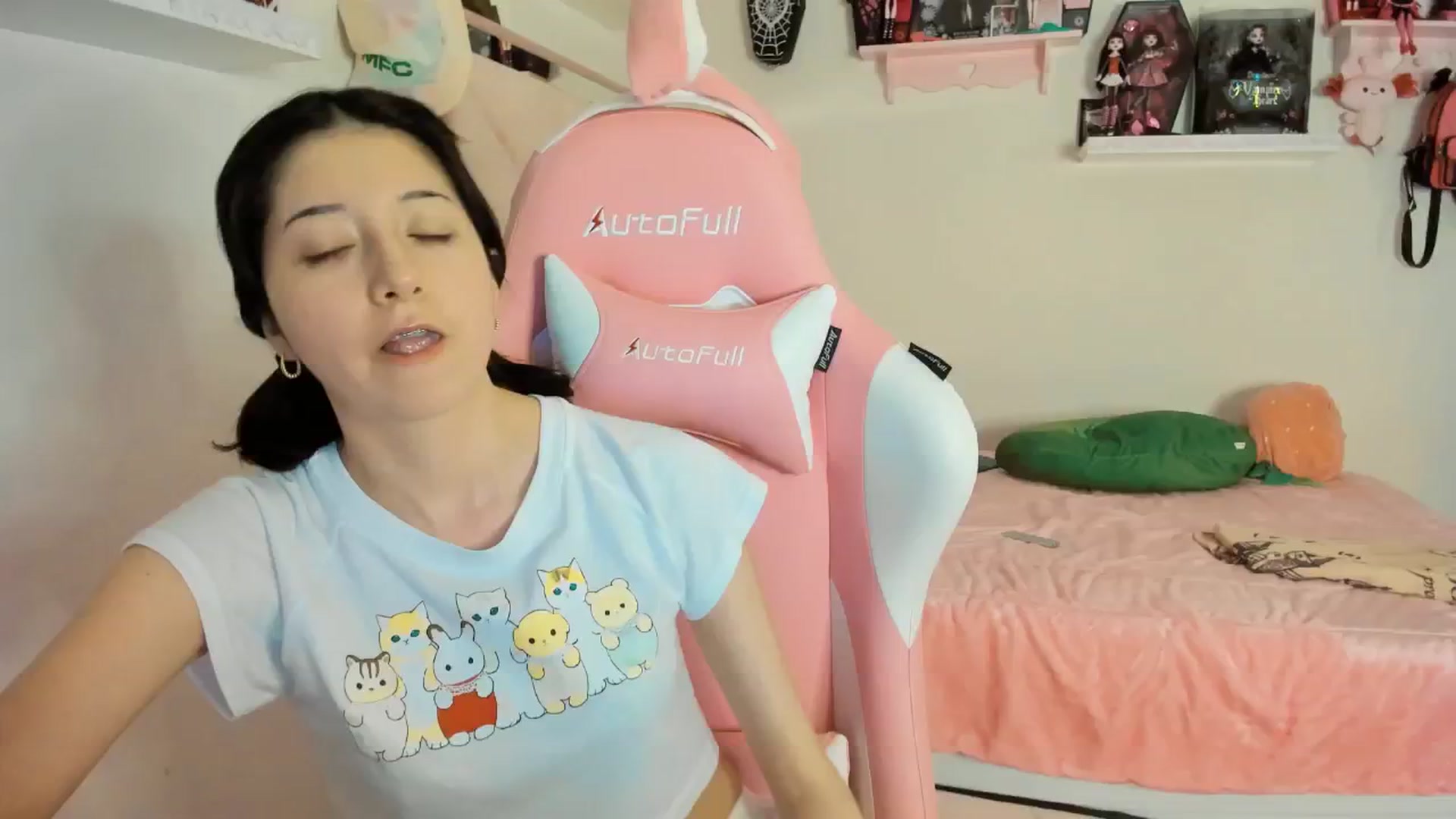 Gallery image thumbnail from Cherrycute666's myfreecams stream on, 03/03/2025, 07:23 image 3 of 20