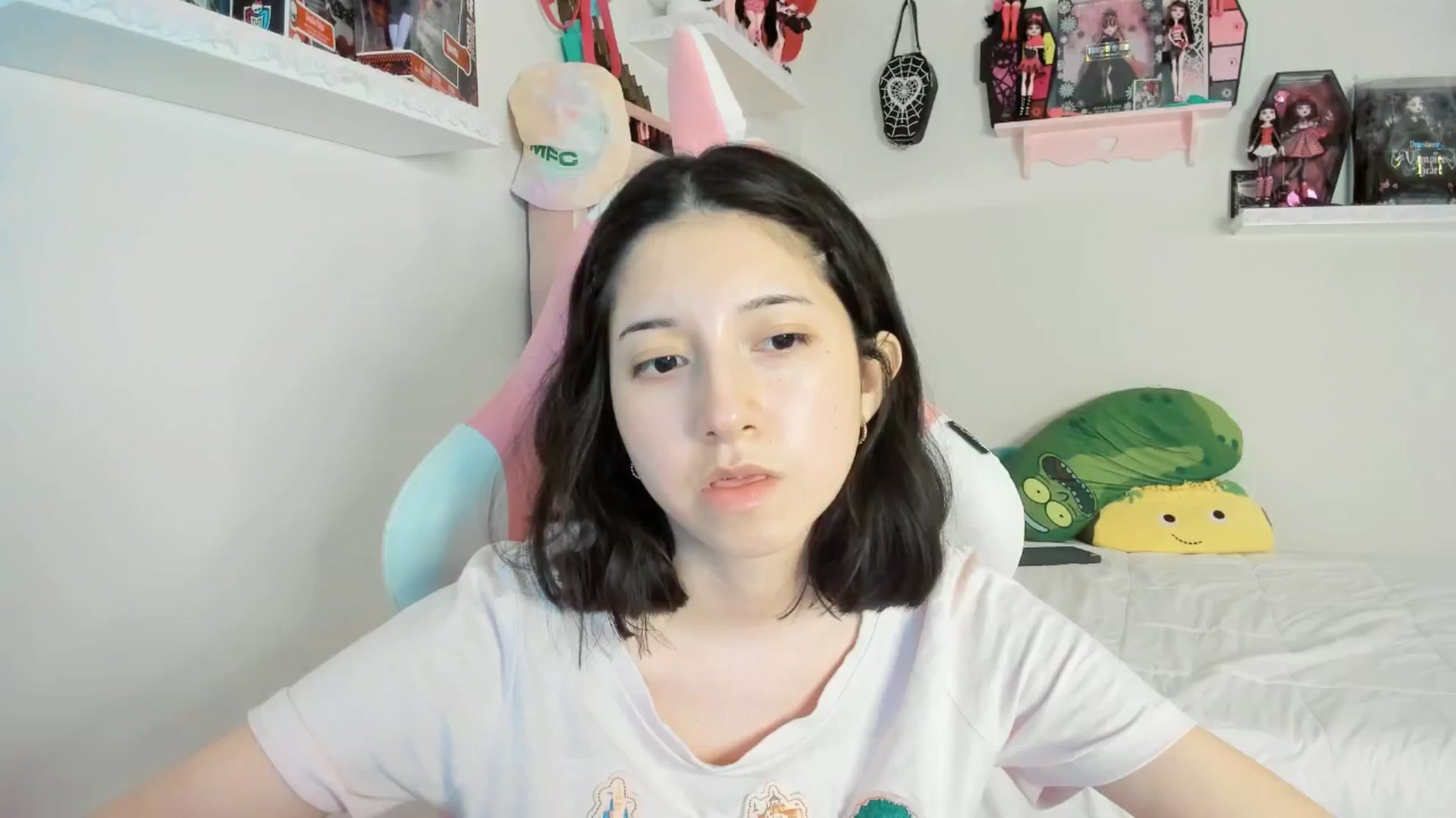 Gallery image thumbnail from Cherrycute666's myfreecams stream on, 03/05/2025, 03:06 image 4 of 20