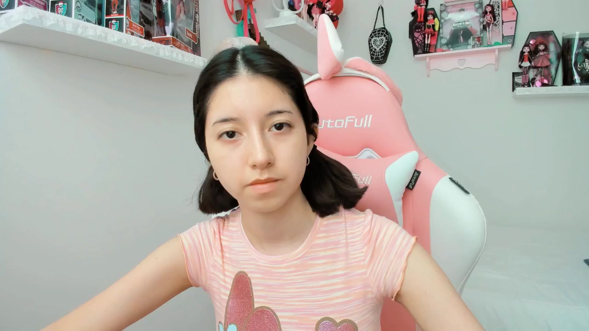 Gallery image thumbnail from Cherrycute666's myfreecams stream on, 03/06/2025, 21:36 image 1 of 20