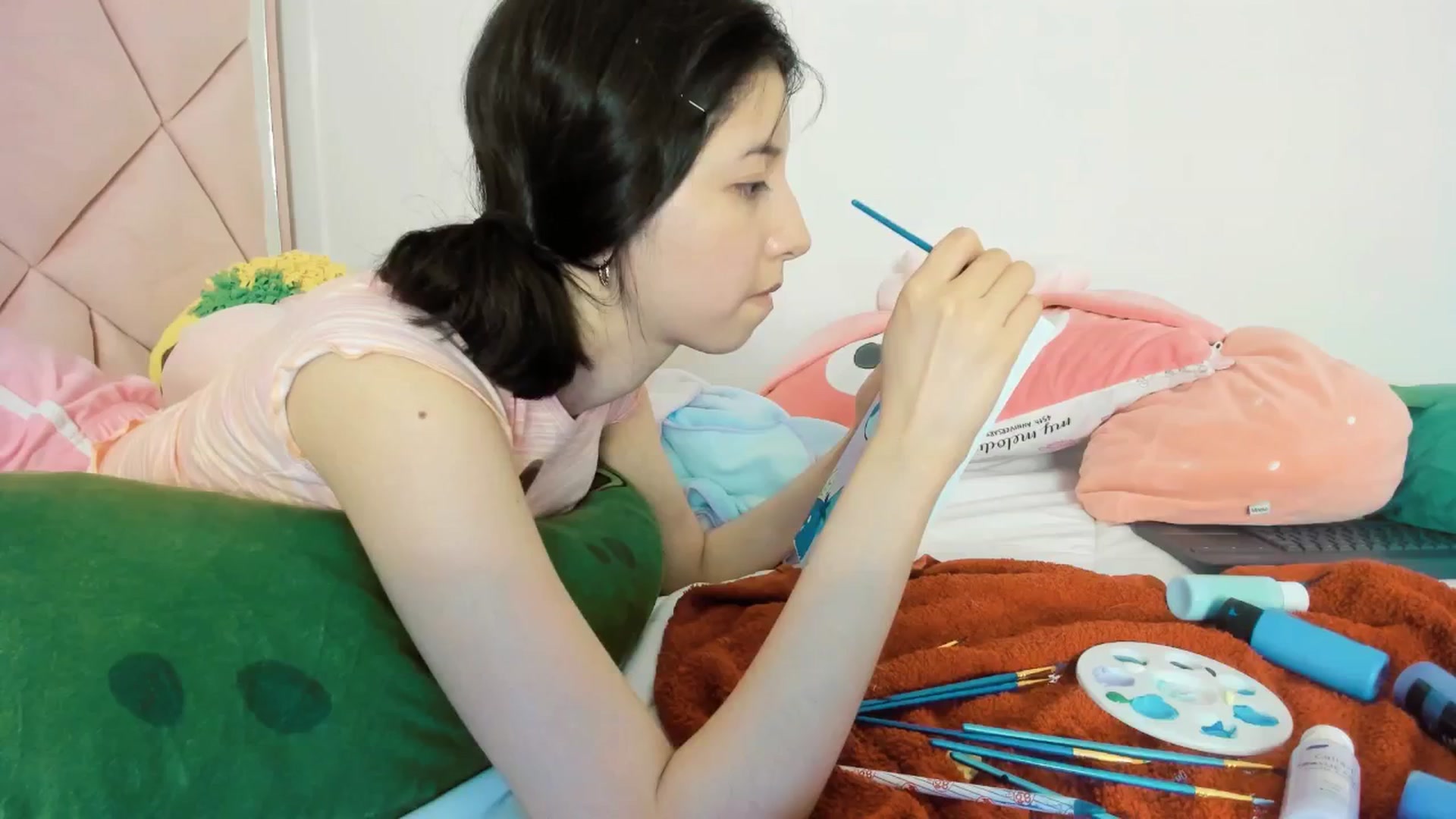 Gallery image thumbnail from Cherrycute666's myfreecams stream on, 03/07/2025, 06:18 image 15 of 20