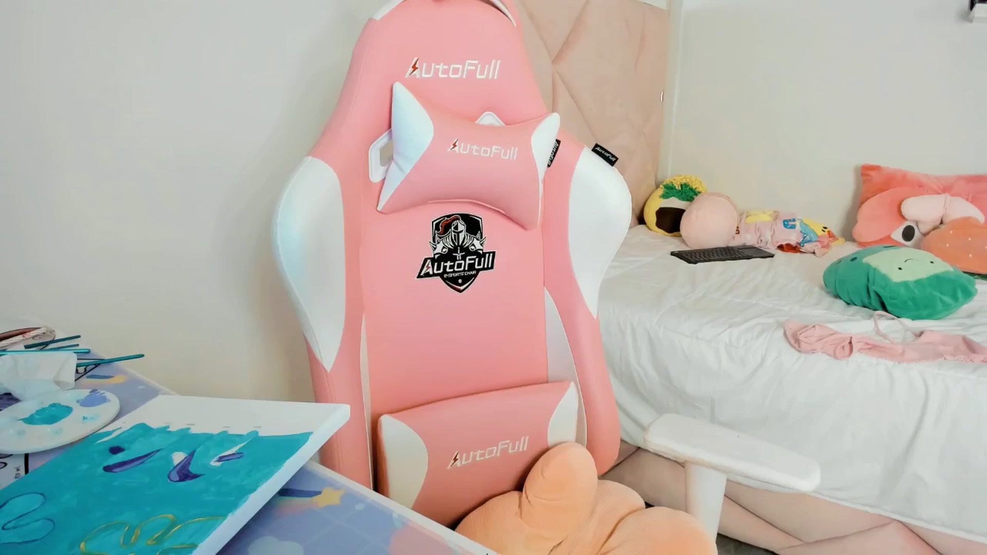 Gallery image thumbnail from Cherrycute666's myfreecams stream on, 03/08/2025, 13:01 image 7 of 20