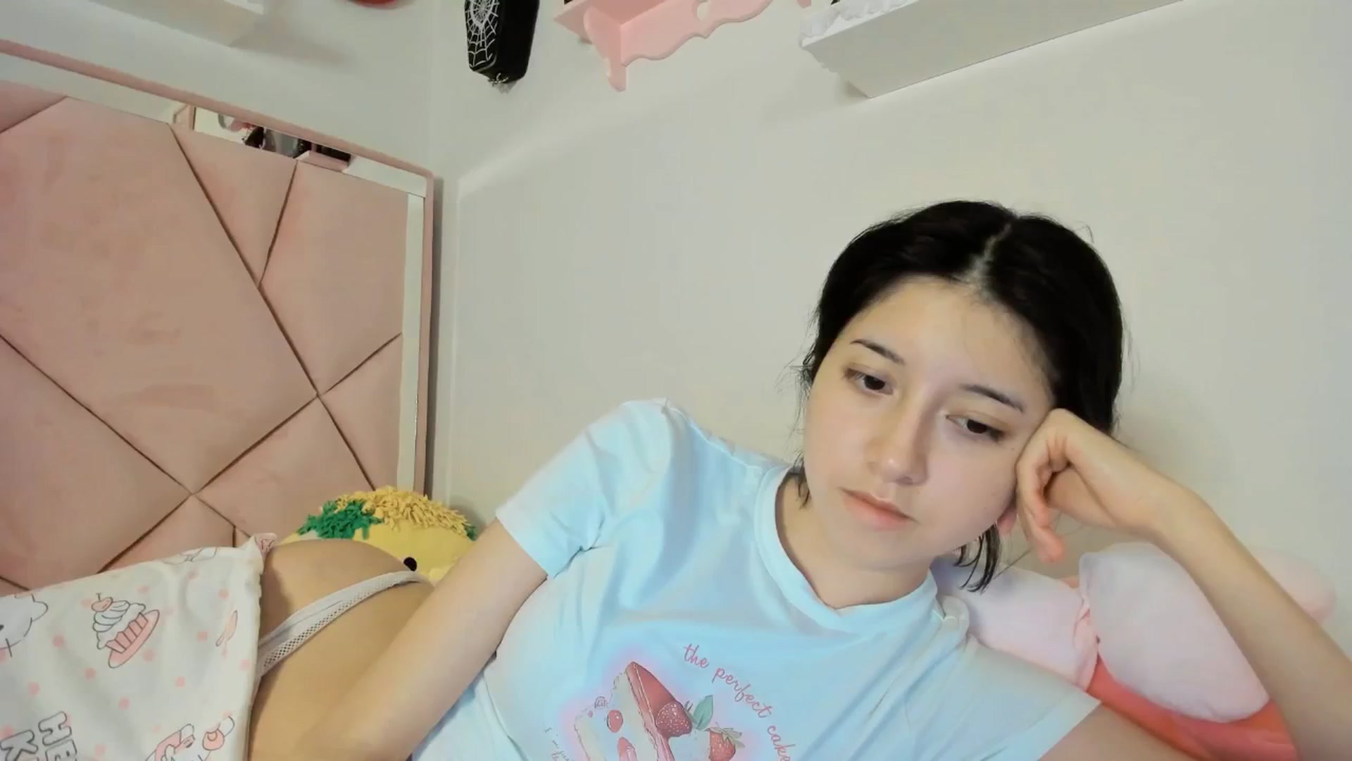 Gallery image thumbnail from Cherrycute666's myfreecams stream on, 03/09/2025, 02:12 image 5 of 20
