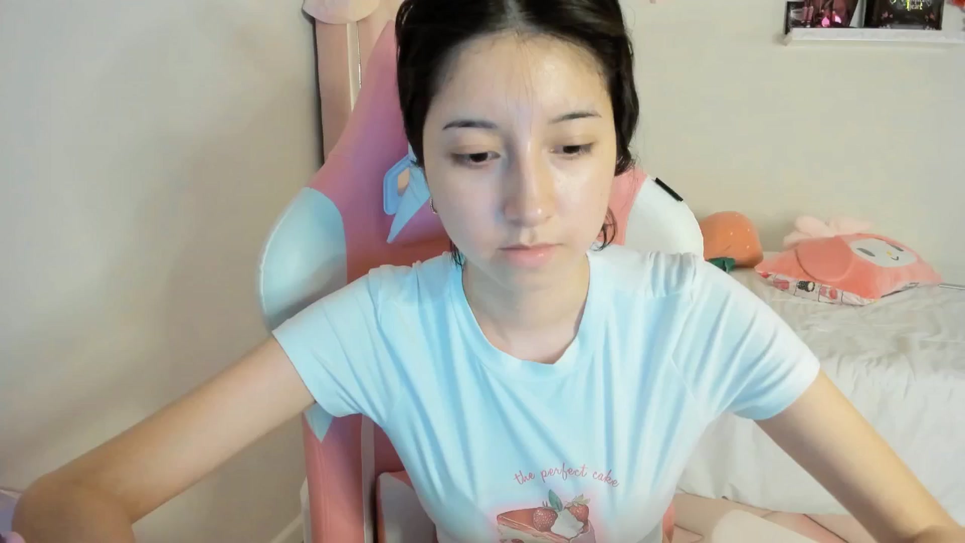 Gallery image thumbnail from Cherrycute666's myfreecams stream on, 03/09/2025, 09:00 image 19 of 20