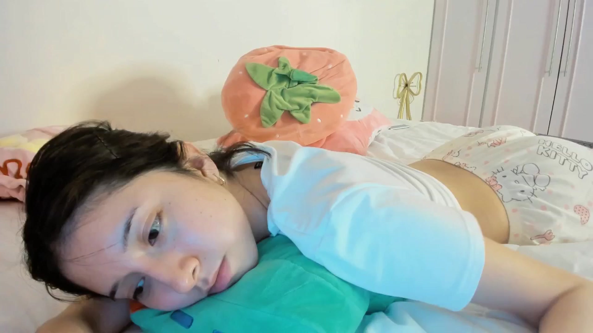 Gallery image thumbnail from Cherrycute666's myfreecams stream on, 03/09/2025, 11:27 image 20 of 20