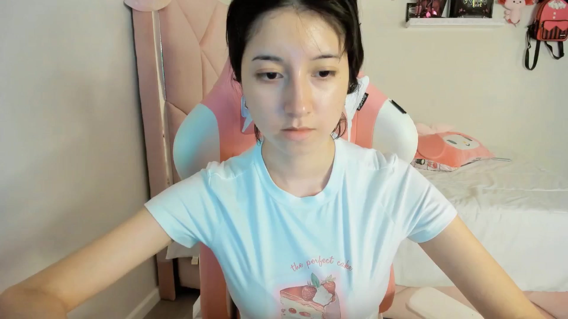 Gallery image thumbnail from Cherrycute666's myfreecams stream on, 03/09/2025, 11:27 image 1 of 20
