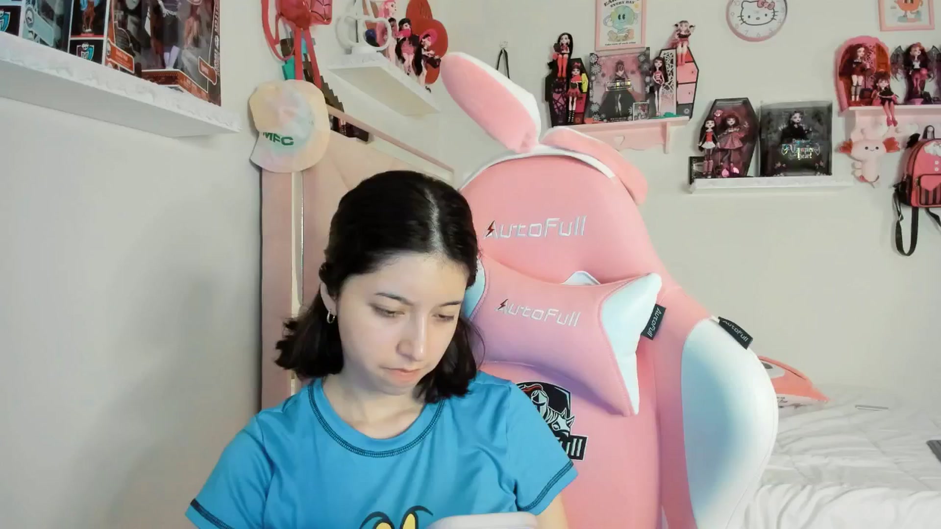 Gallery image thumbnail from Cherrycute666's myfreecams stream on, 03/10/2025, 01:55 image 5 of 20
