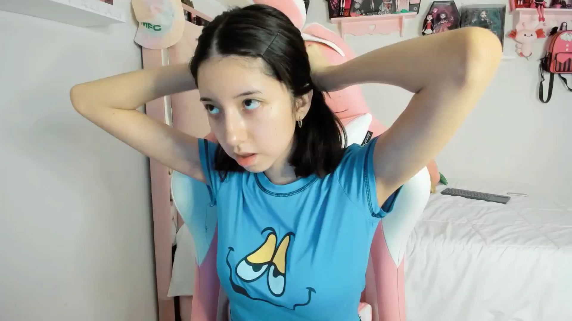 Gallery image thumbnail from Cherrycute666's myfreecams stream on, 03/10/2025, 04:35 image 5 of 20