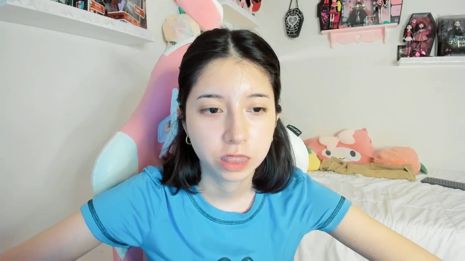 Gallery image thumbnail from Cherrycute666's myfreecams stream on, 03/10/2025, 05:49 image 14 of 20
