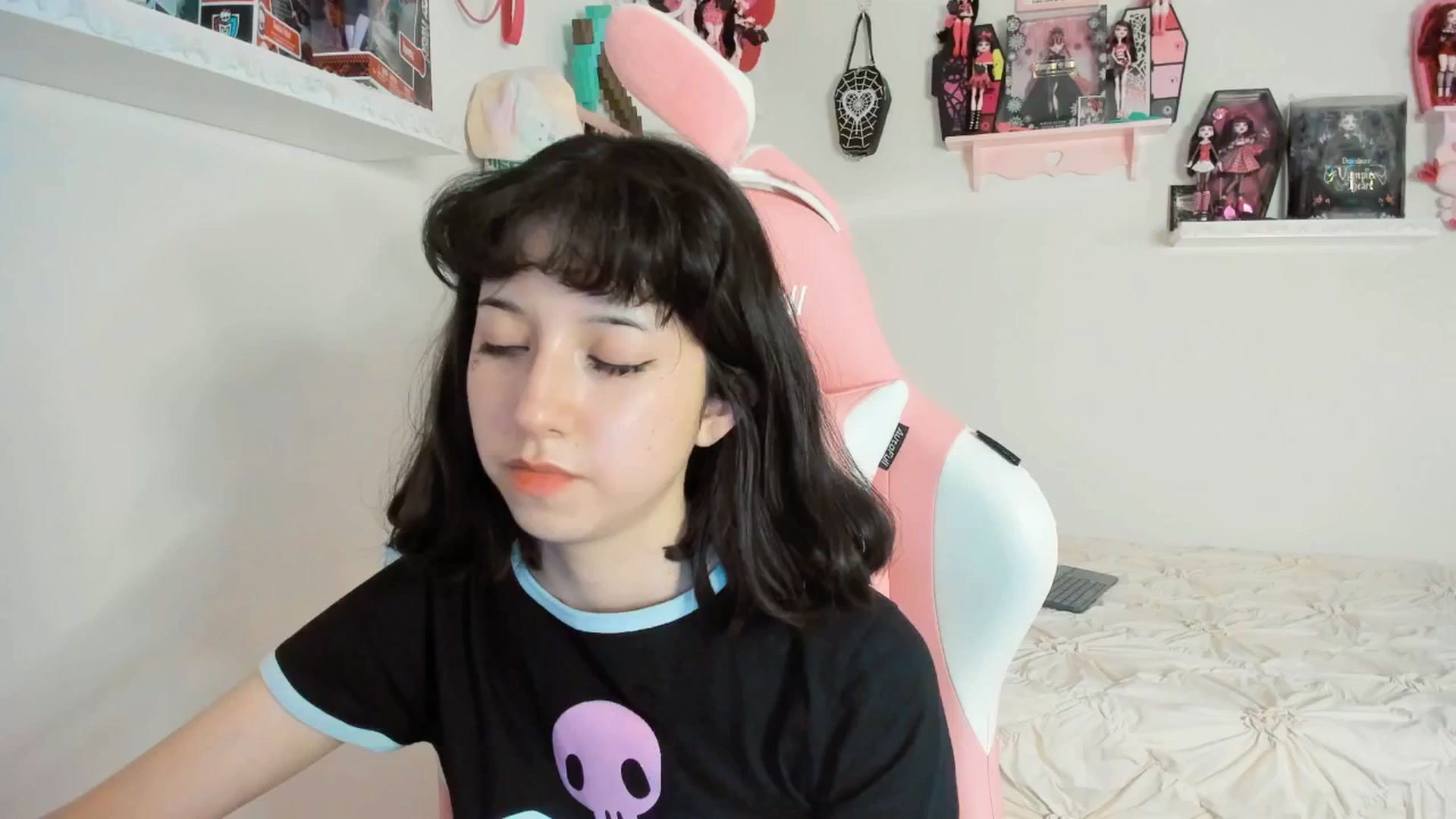 Gallery image thumbnail from Cherrycute666's myfreecams stream on, 03/12/2025, 08:39 image 5 of 20
