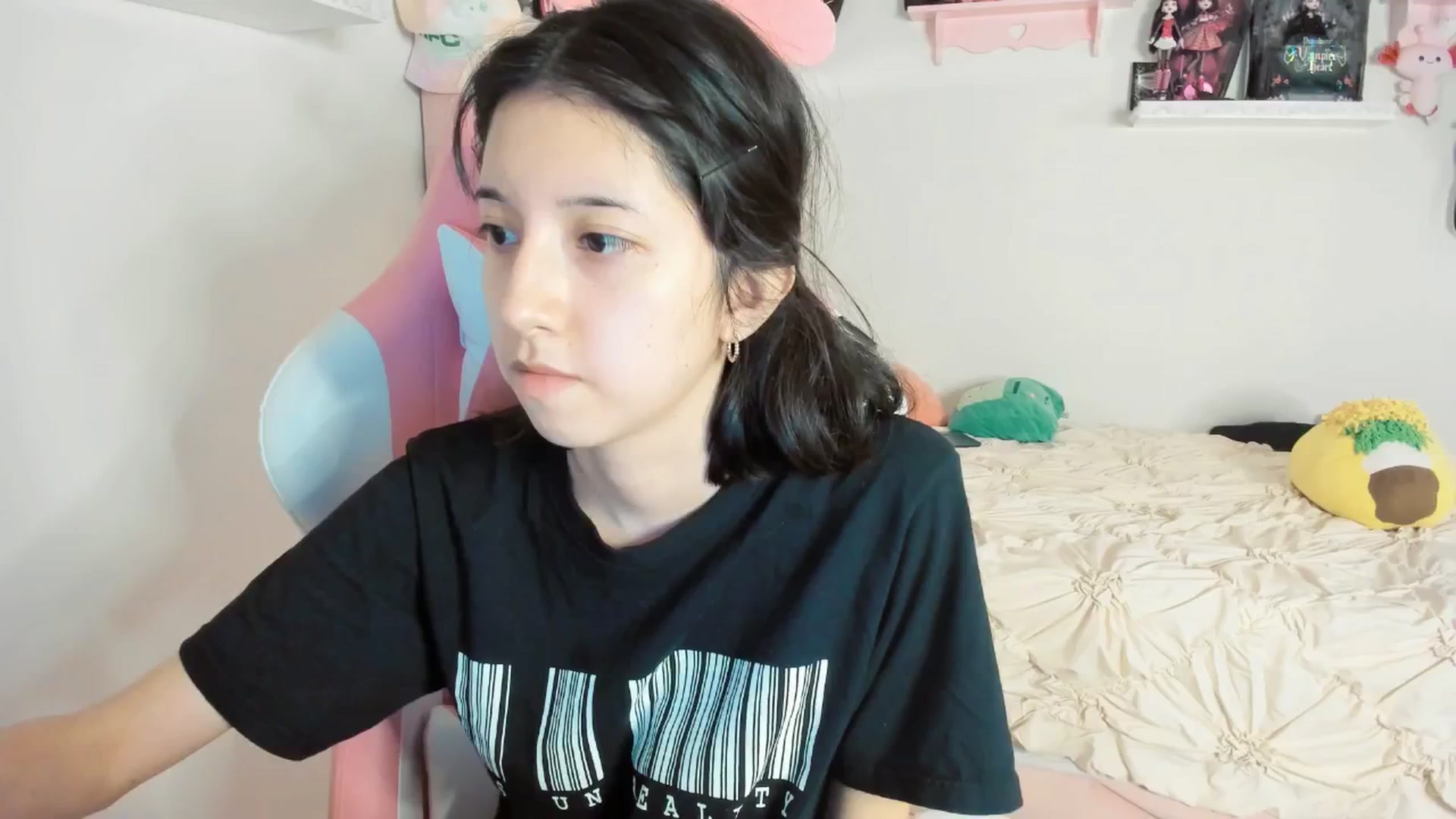 Gallery image thumbnail from Cherrycute666's myfreecams stream on, 03/15/2025, 02:24 image 9 of 20