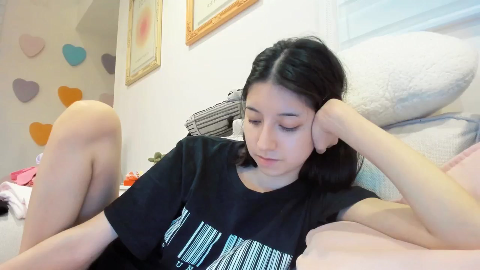 Gallery image thumbnail from Cherrycute666's myfreecams stream on, 03/15/2025, 08:45 image 12 of 20