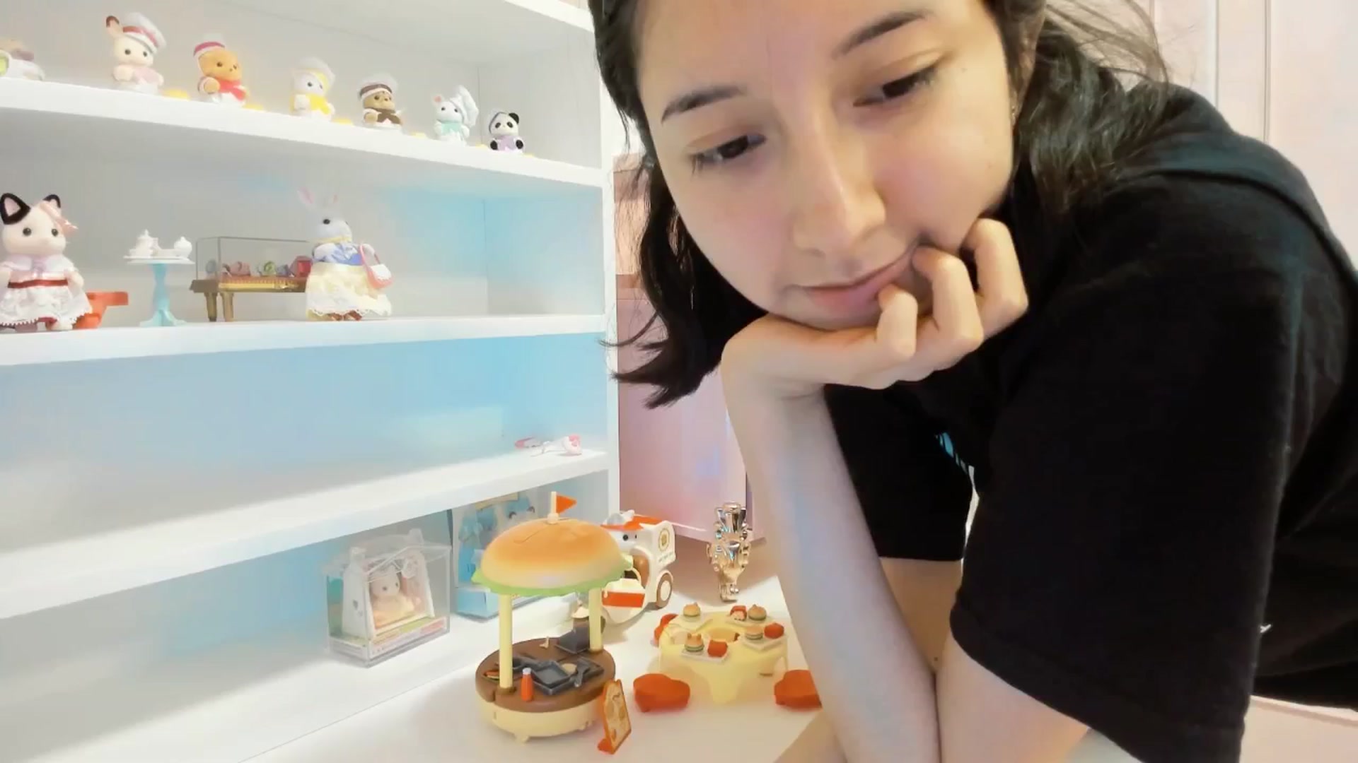 Gallery image thumbnail from Cherrycute666's myfreecams stream on, 03/15/2025, 08:45 image 6 of 20