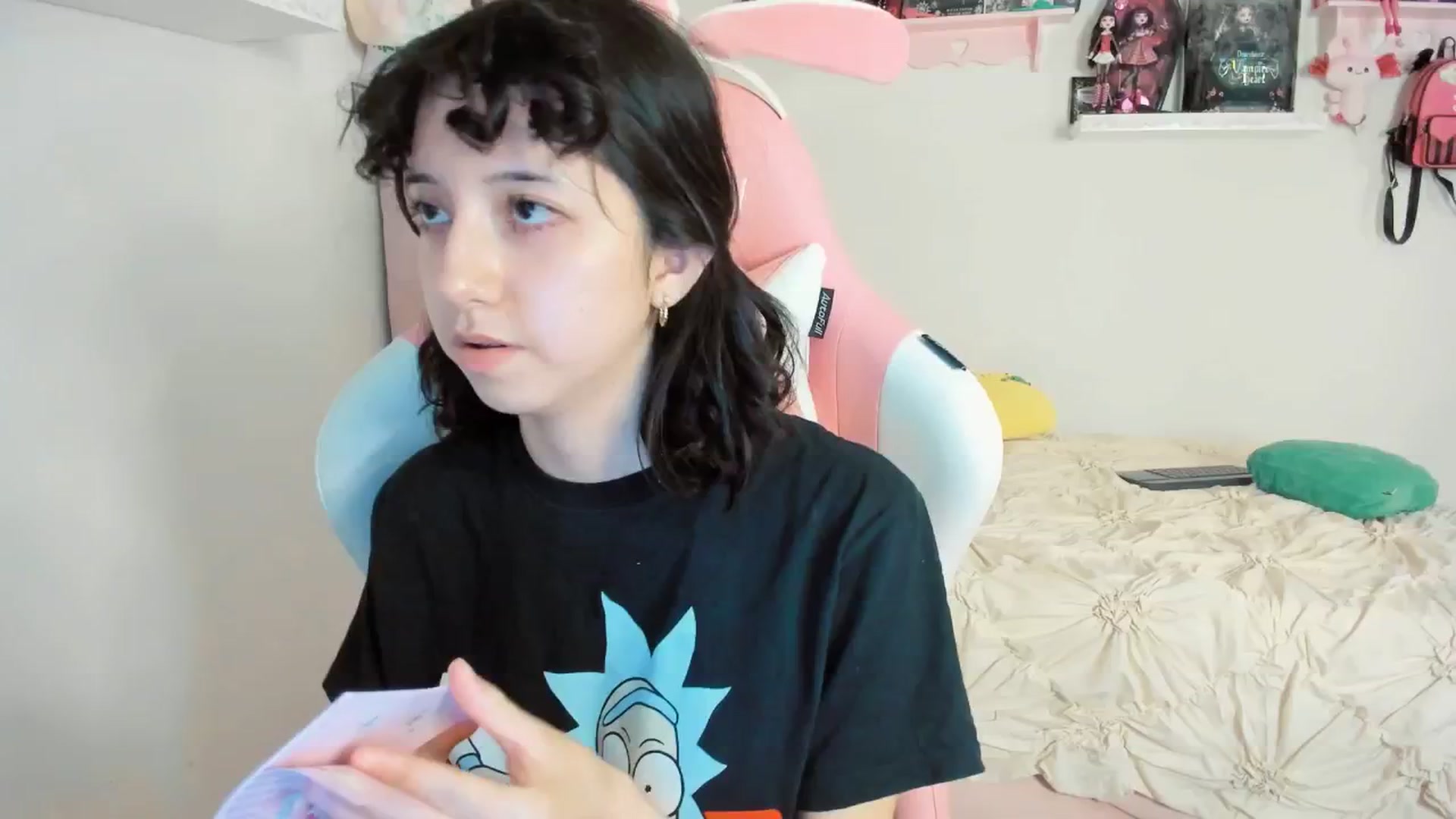 Gallery image thumbnail from Cherrycute666's myfreecams stream on, 03/17/2025, 07:46 image 1 of 20