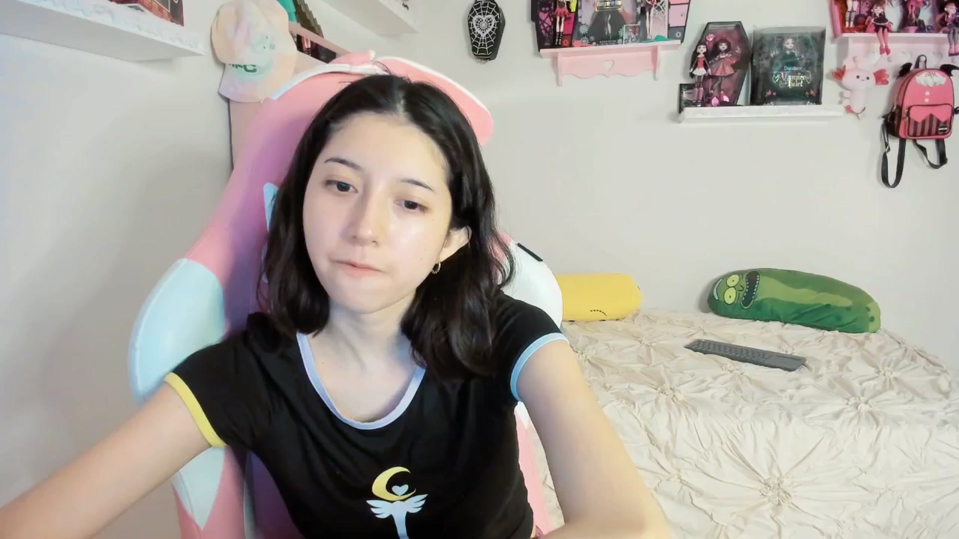 Gallery image thumbnail from Cherrycute666's myfreecams stream on, 03/20/2025, 04:26 image 3 of 20
