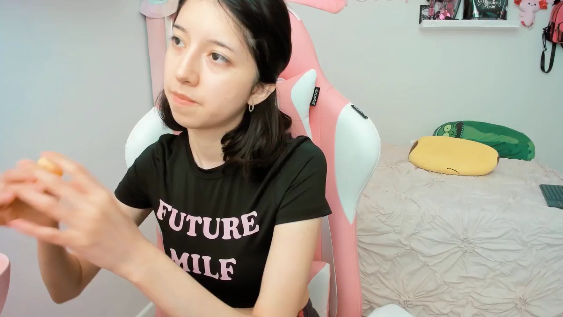 Gallery image thumbnail from Cherrycute666's myfreecams stream on, 03/20/2025, 19:58 image 14 of 20