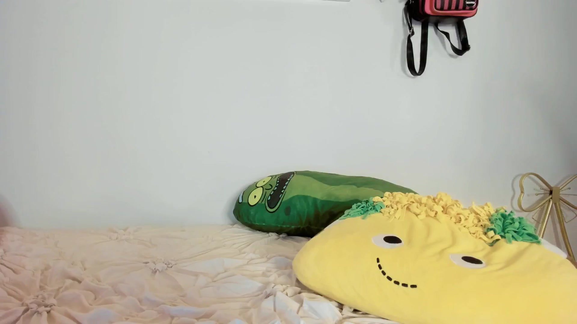 Gallery image thumbnail from Cherrycute666's myfreecams stream on, 03/21/2025, 03:31 image 11 of 20