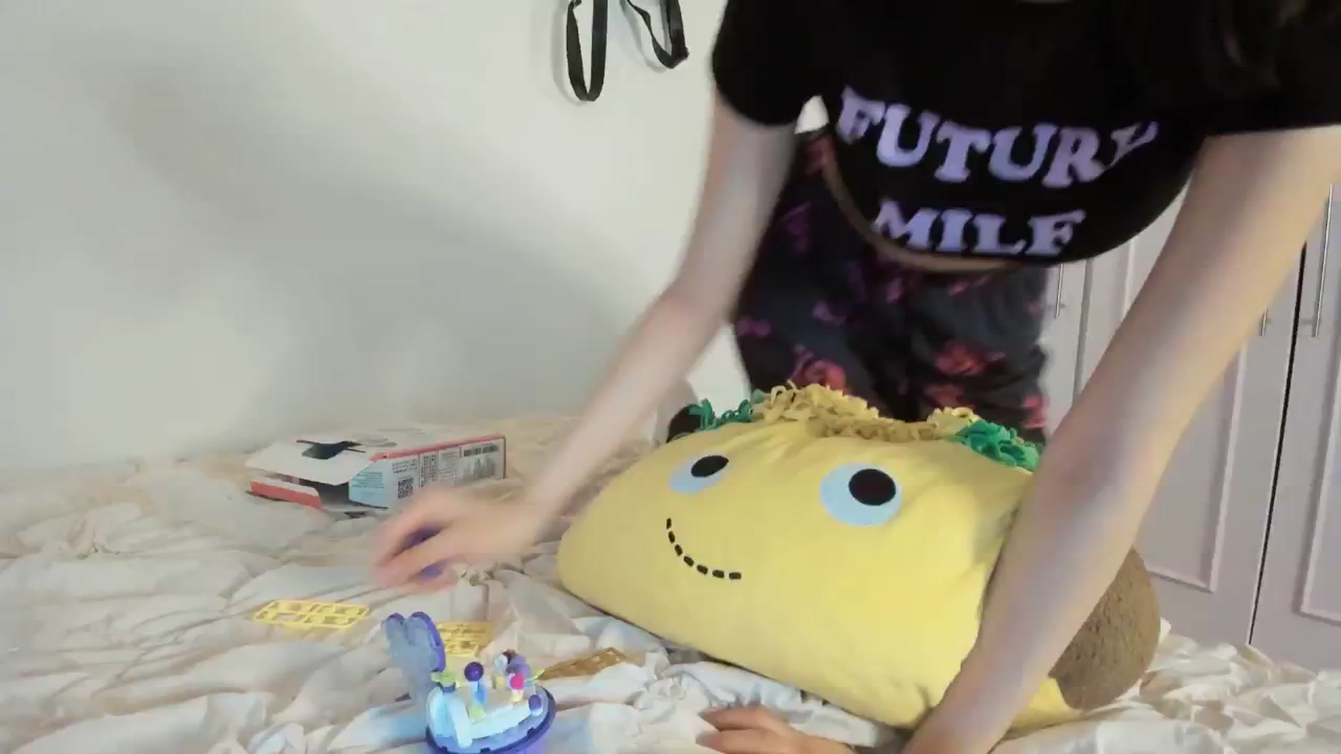 Gallery image thumbnail from Cherrycute666's myfreecams stream on, 03/21/2025, 04:46 image 8 of 20