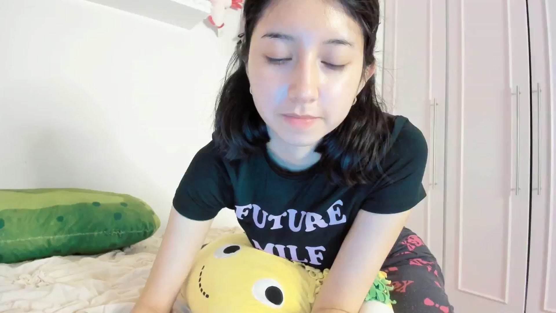 Gallery image thumbnail from Cherrycute666's myfreecams stream on, 03/21/2025, 04:46 image 13 of 20