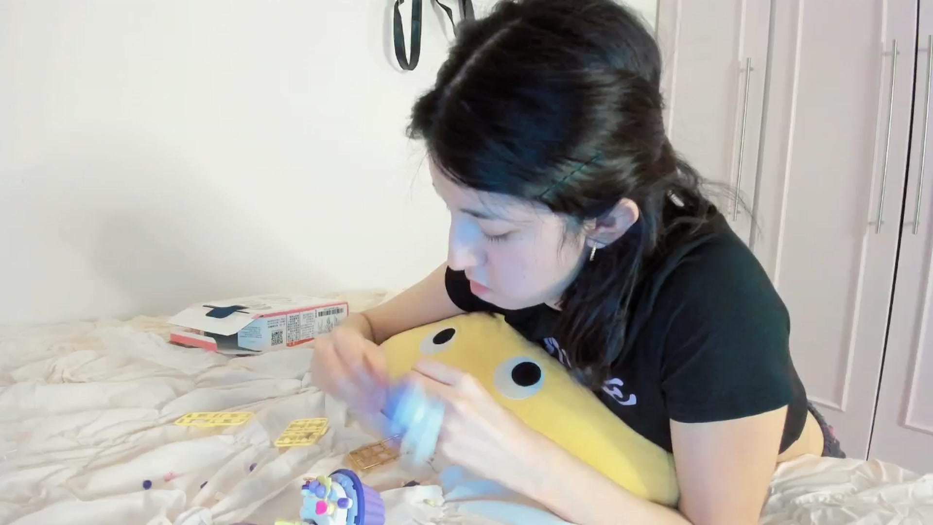 Gallery image thumbnail from Cherrycute666's myfreecams stream on, 03/21/2025, 04:46 image 6 of 20