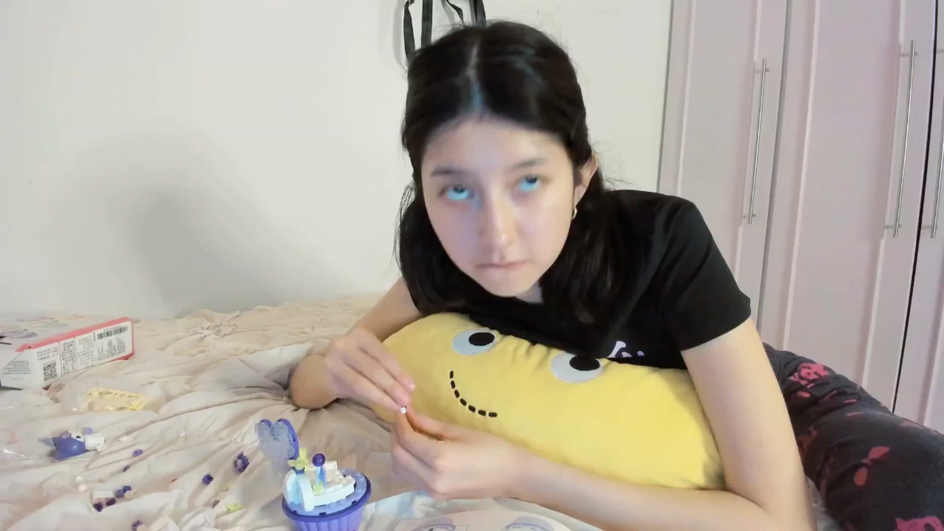 Gallery image thumbnail from Cherrycute666's myfreecams stream on, 03/21/2025, 04:46 image 1 of 20