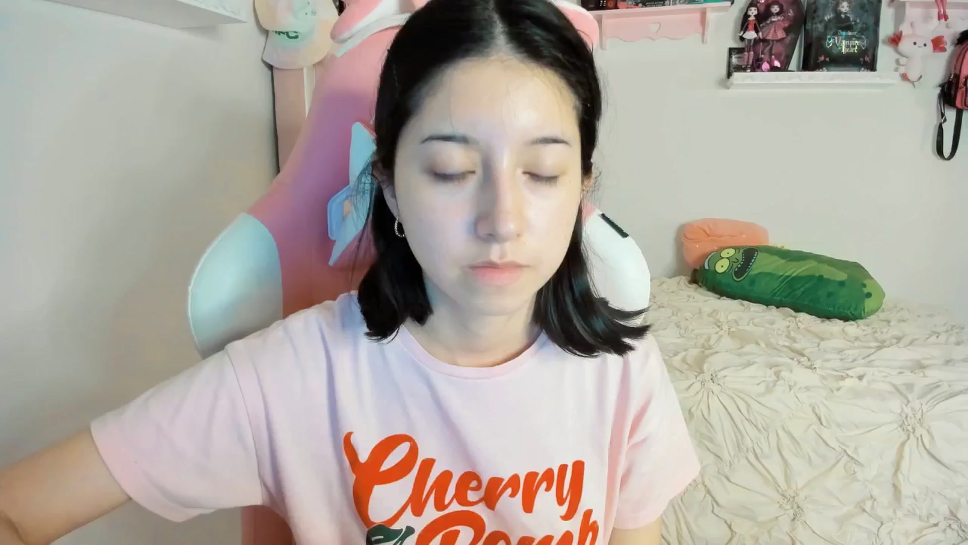 Gallery image thumbnail from Cherrycute666's myfreecams stream on, 03/23/2025, 10:49 image 12 of 20