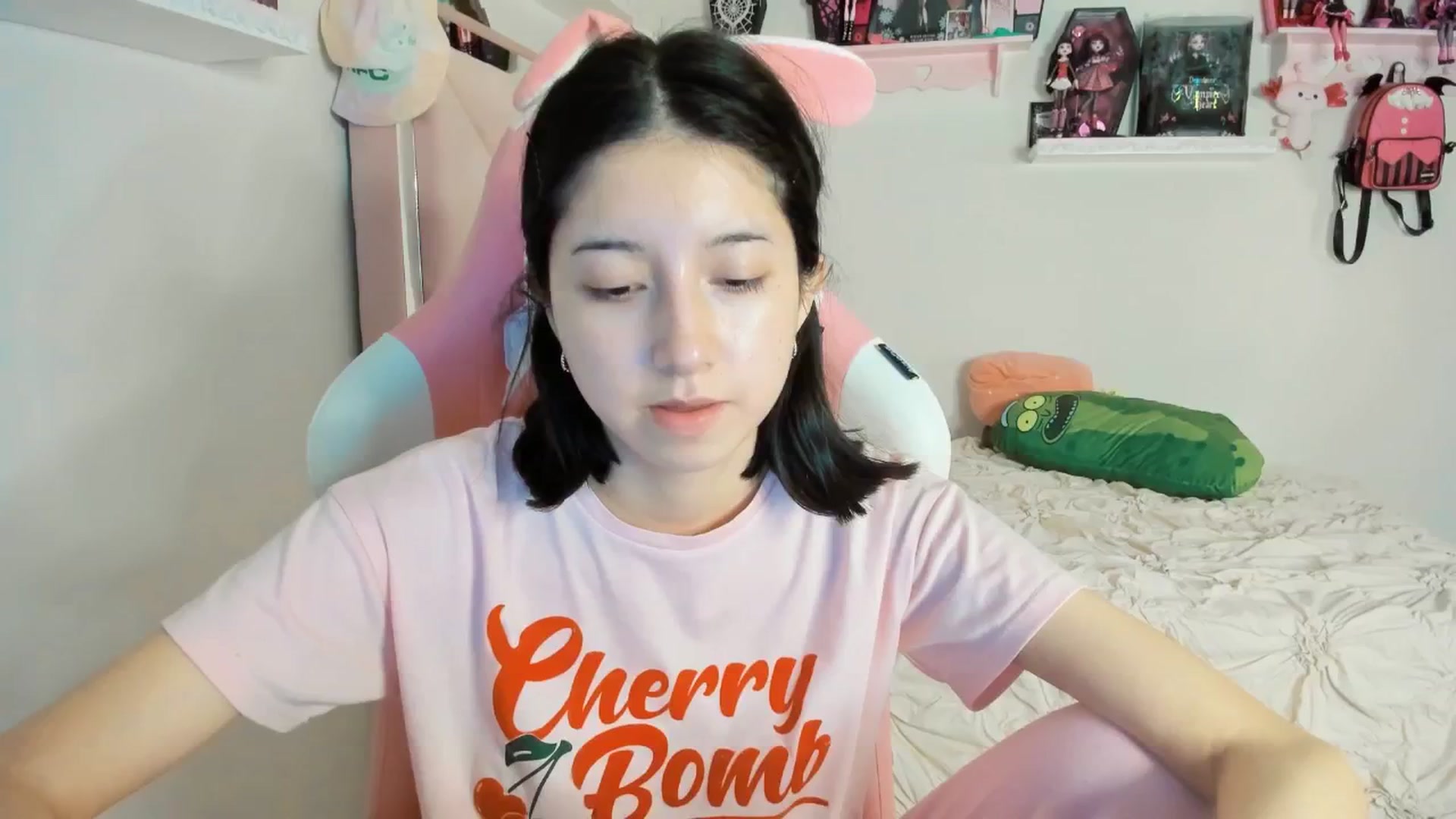 Gallery image thumbnail from Cherrycute666's myfreecams stream on, 03/23/2025, 10:49 image 9 of 20
