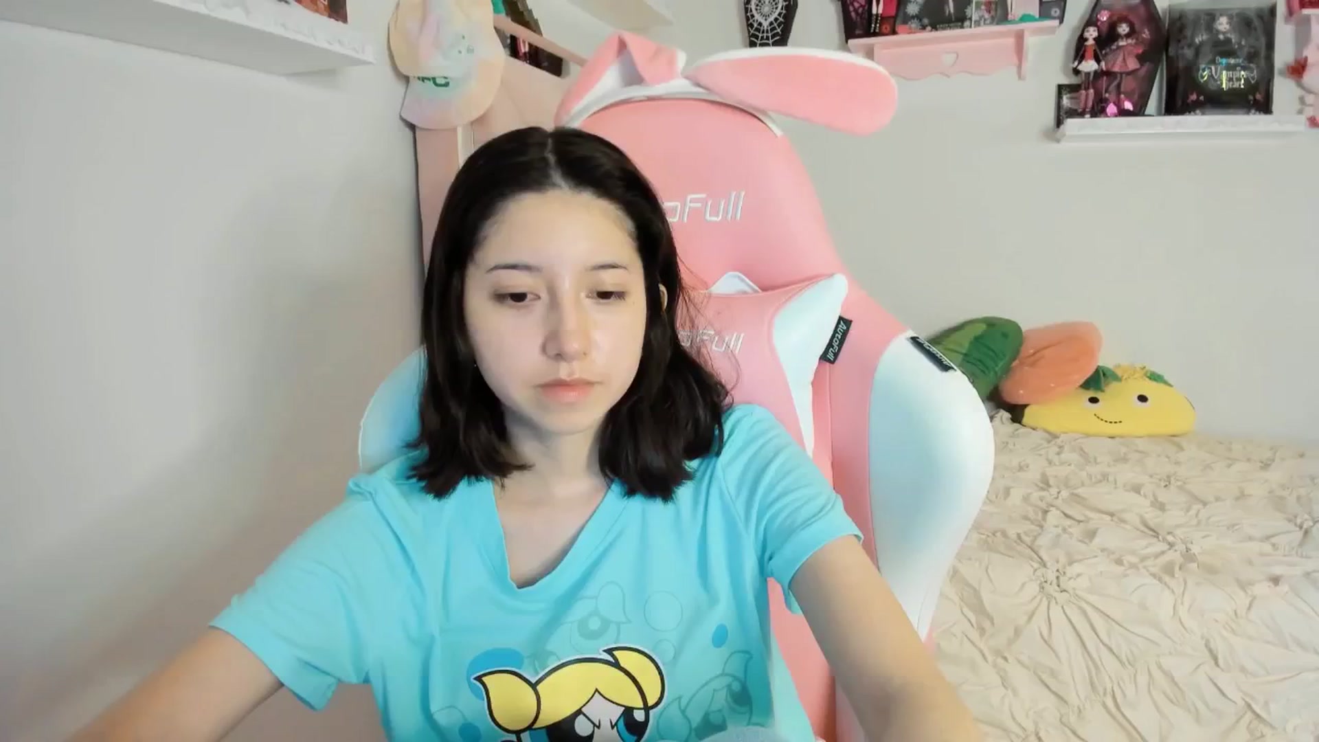 Gallery image thumbnail from Cherrycute666's myfreecams stream on, 03/23/2025, 11:19 image 14 of 20
