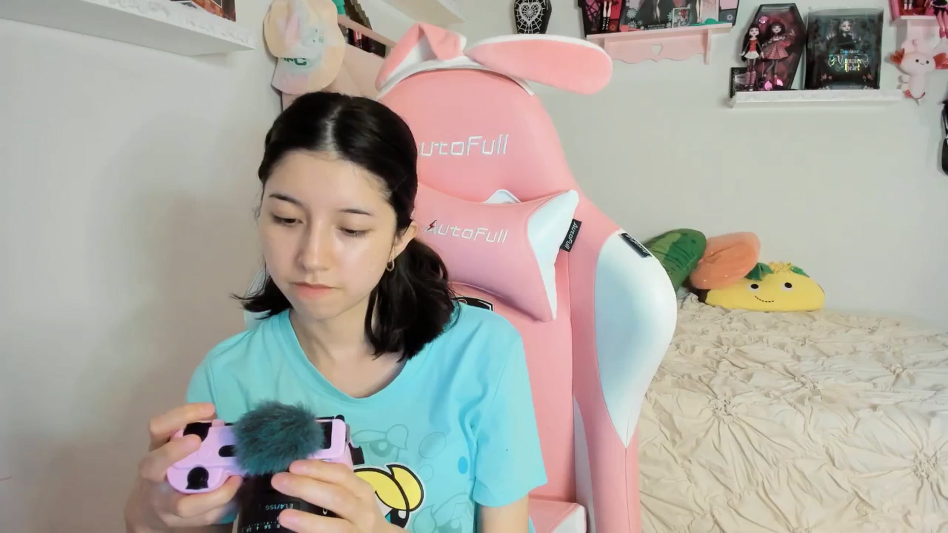 Gallery image thumbnail from Cherrycute666's myfreecams stream on, 03/24/2025, 07:08 image 3 of 20