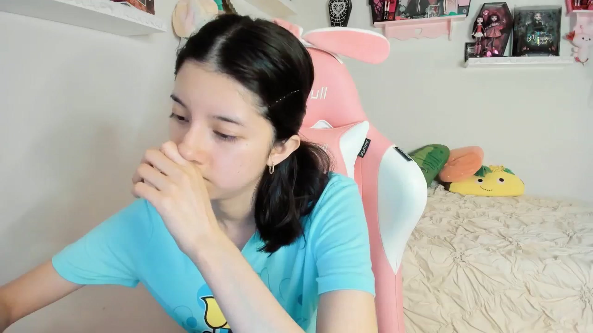 Gallery image thumbnail from Cherrycute666's myfreecams stream on, 03/24/2025, 07:08 image 5 of 20