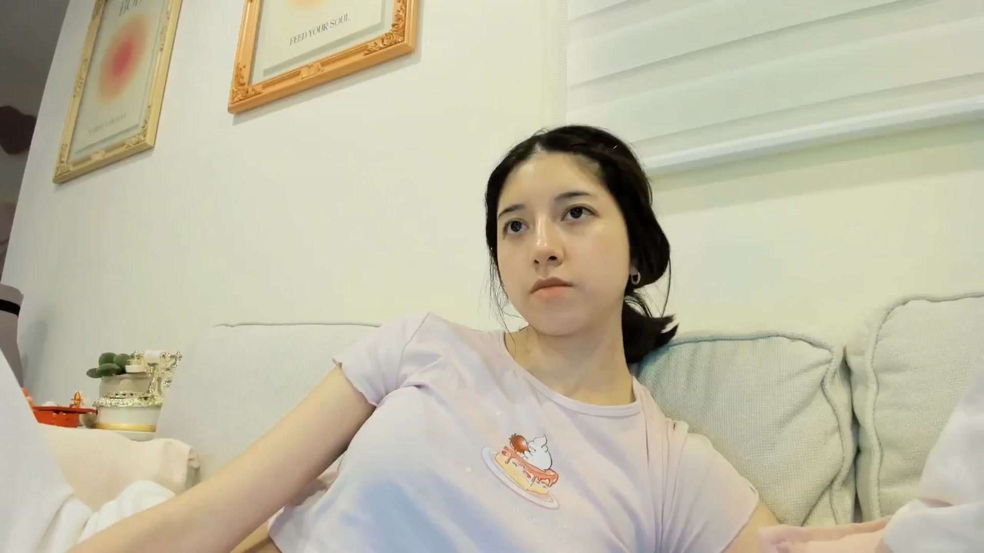 Gallery image thumbnail from Cherrycute666's myfreecams stream on, 04/05/2025, 04:59 image 8 of 20