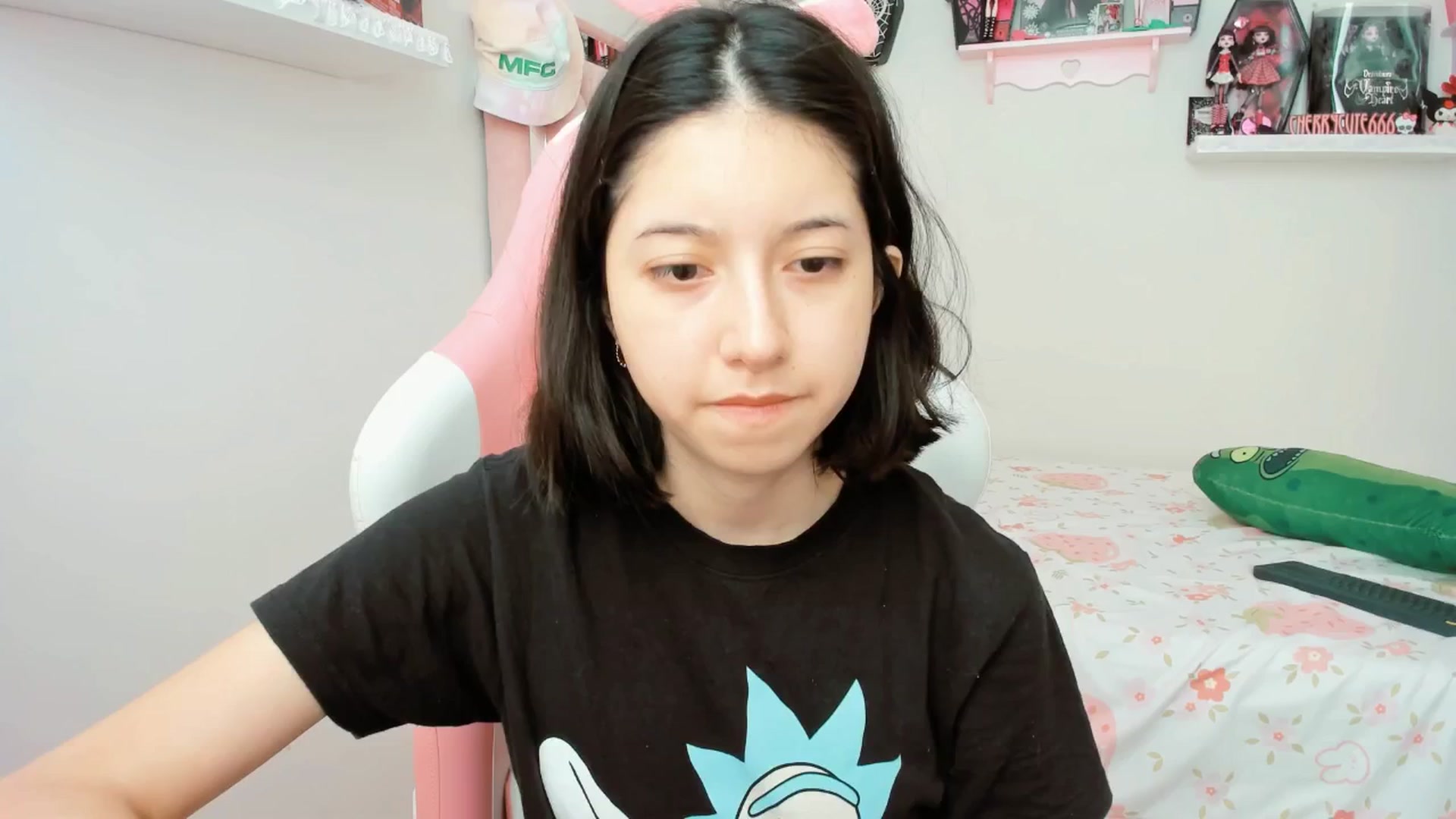 Gallery image thumbnail from Cherrycute666's myfreecams stream on, 04/09/2025, 19:19 image 3 of 20