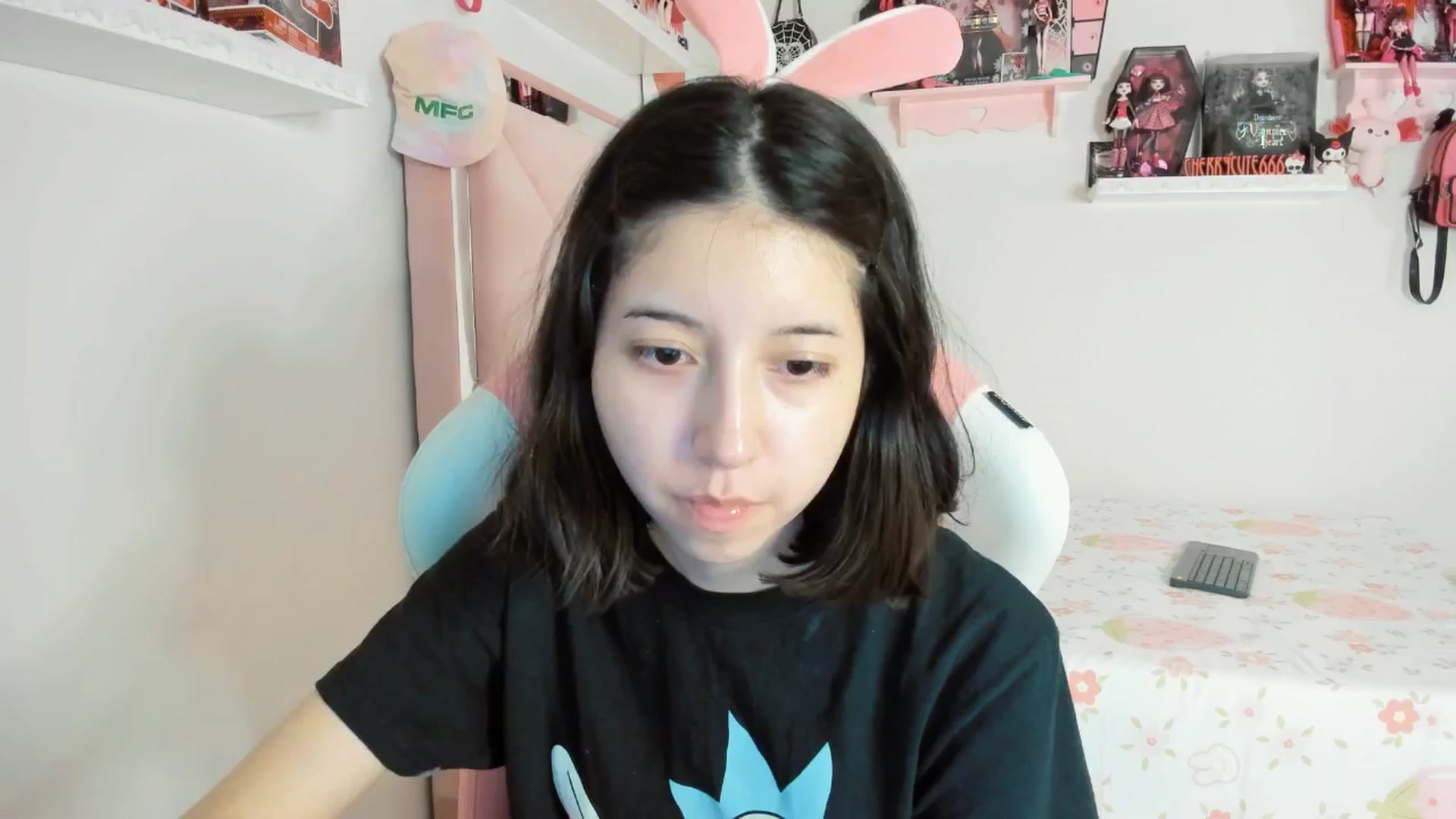 Gallery image thumbnail from Cherrycute666's myfreecams stream on, 04/10/2025, 05:46 image 15 of 20