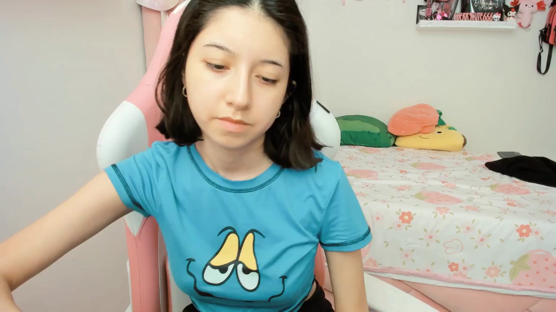 Gallery image thumbnail from Cherrycute666's myfreecams stream on, 04/11/2025, 21:00 image 20 of 20