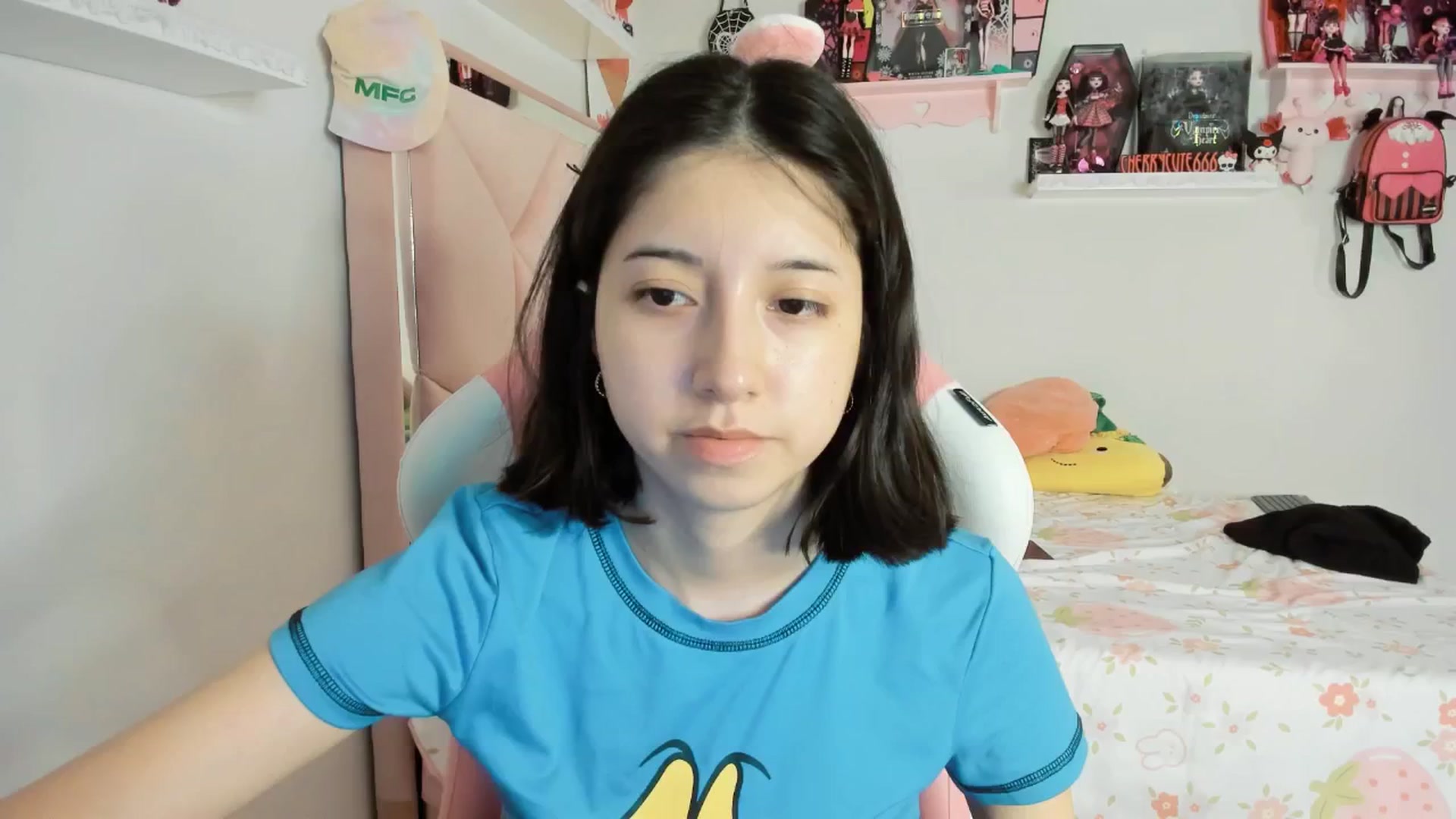 Gallery image thumbnail from Cherrycute666's myfreecams stream on, 04/12/2025, 06:02 image 2 of 20