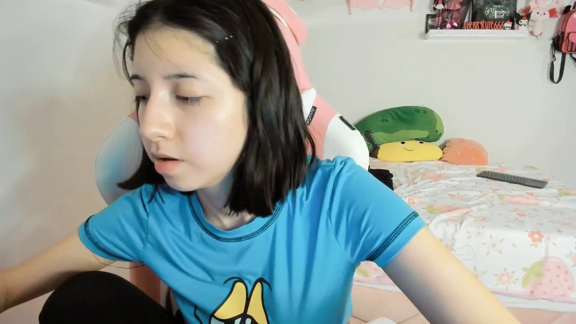 Gallery image thumbnail from Cherrycute666's myfreecams stream on, 04/12/2025, 10:03 image 20 of 20