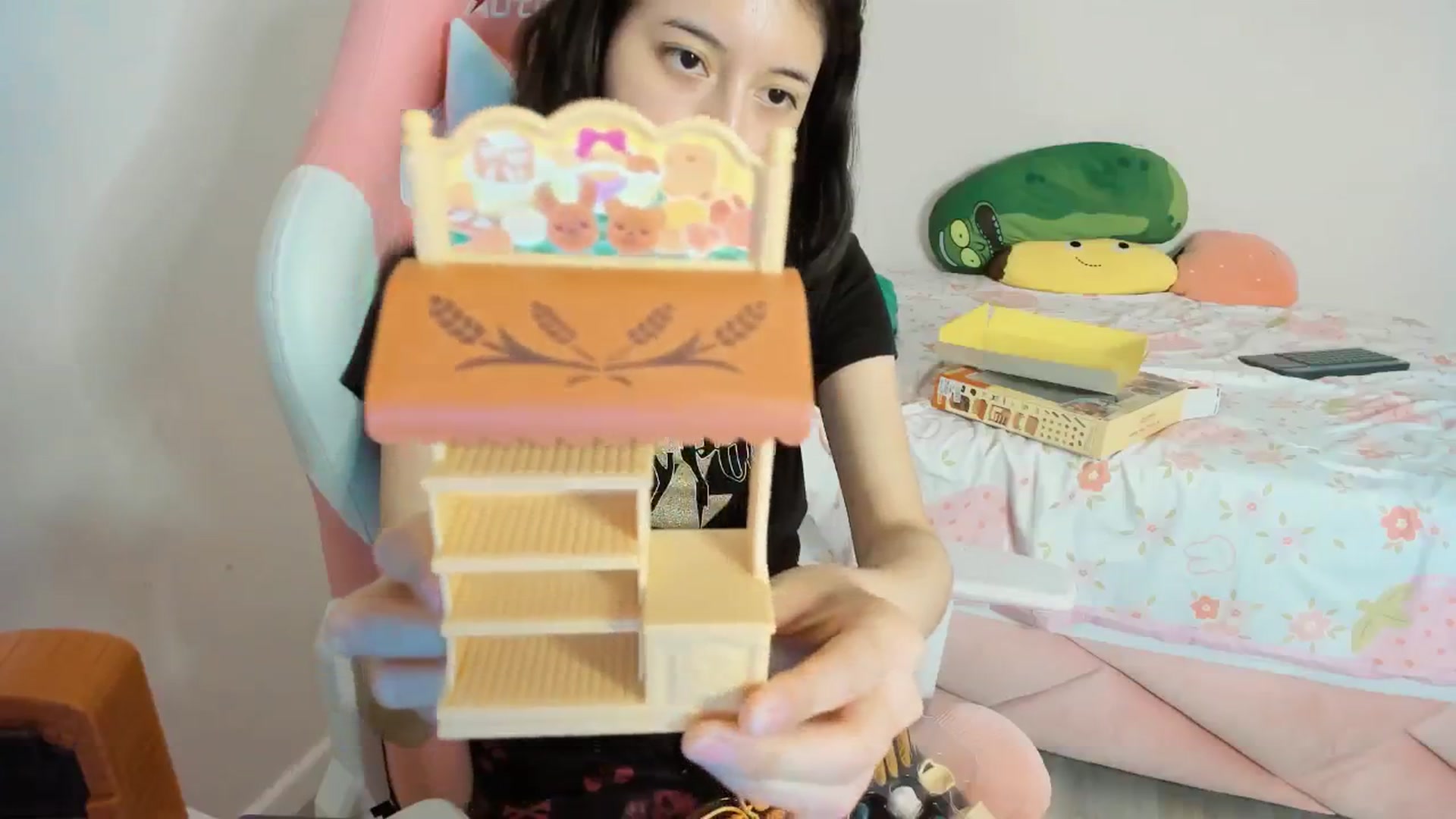 Gallery image thumbnail from Cherrycute666's myfreecams stream on, 04/13/2025, 07:25 image 8 of 20