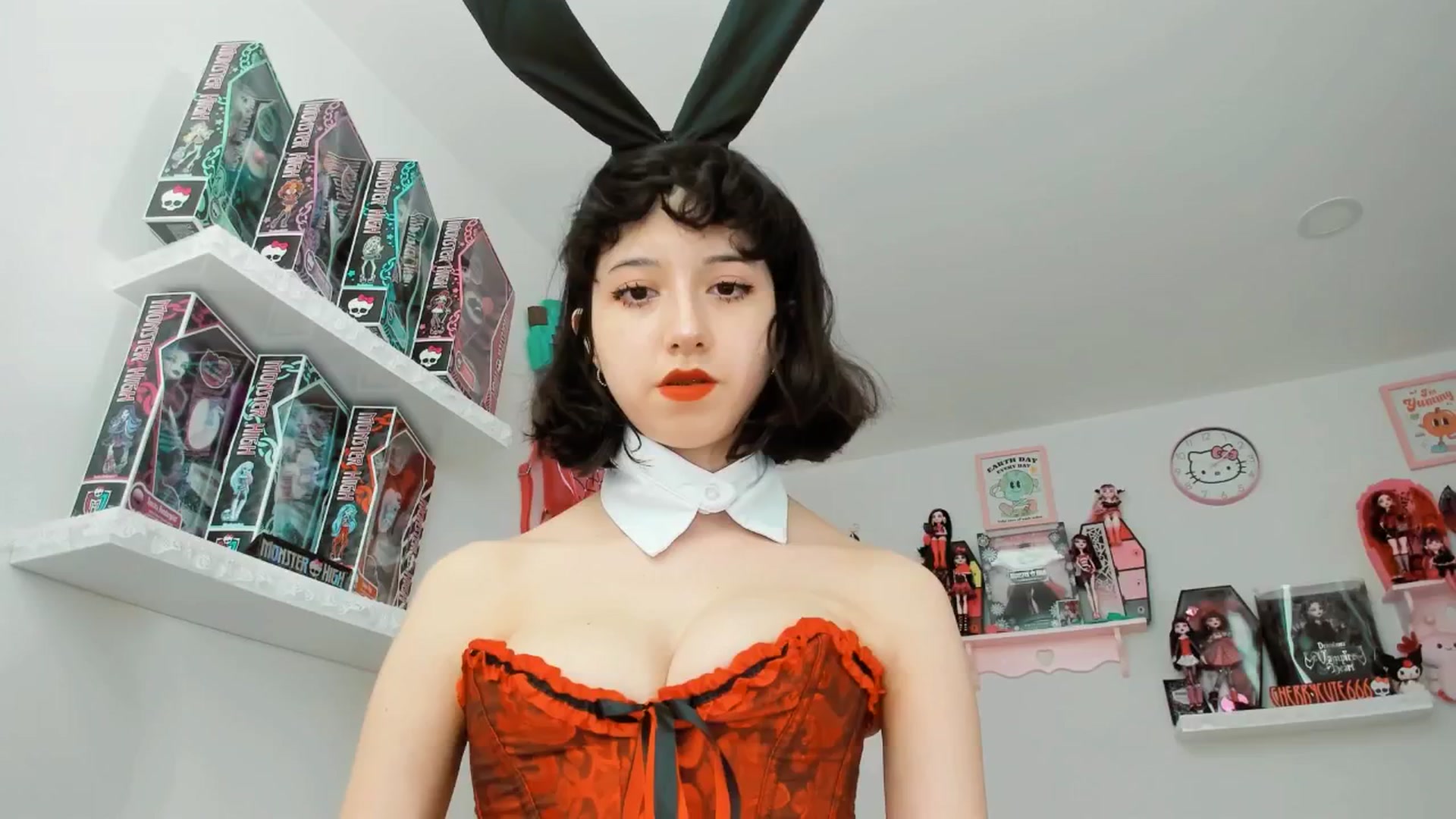 Gallery image thumbnail from Cherrycute666's myfreecams stream on, 04/18/2025, 23:23 image 20 of 20