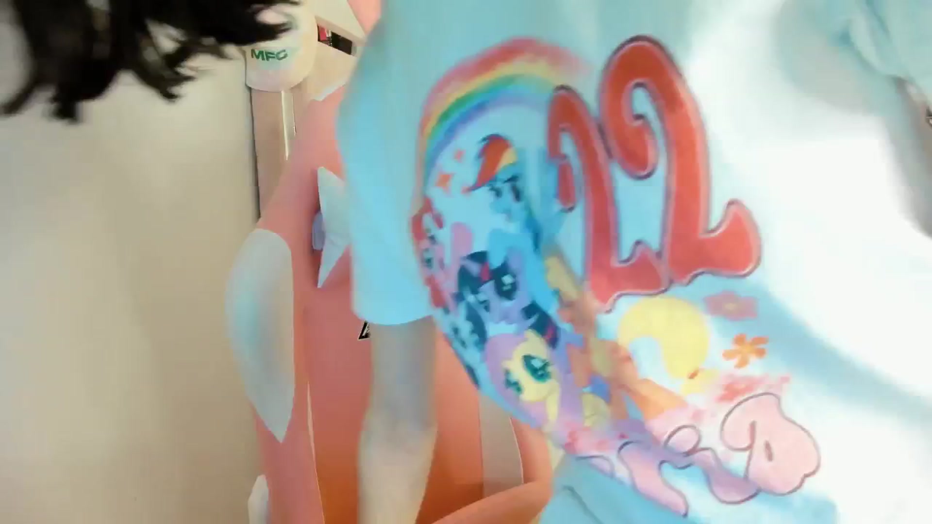 Gallery image thumbnail from Cherrycute666's myfreecams stream on, 05/06/2025, 05:15 image 5 of 20