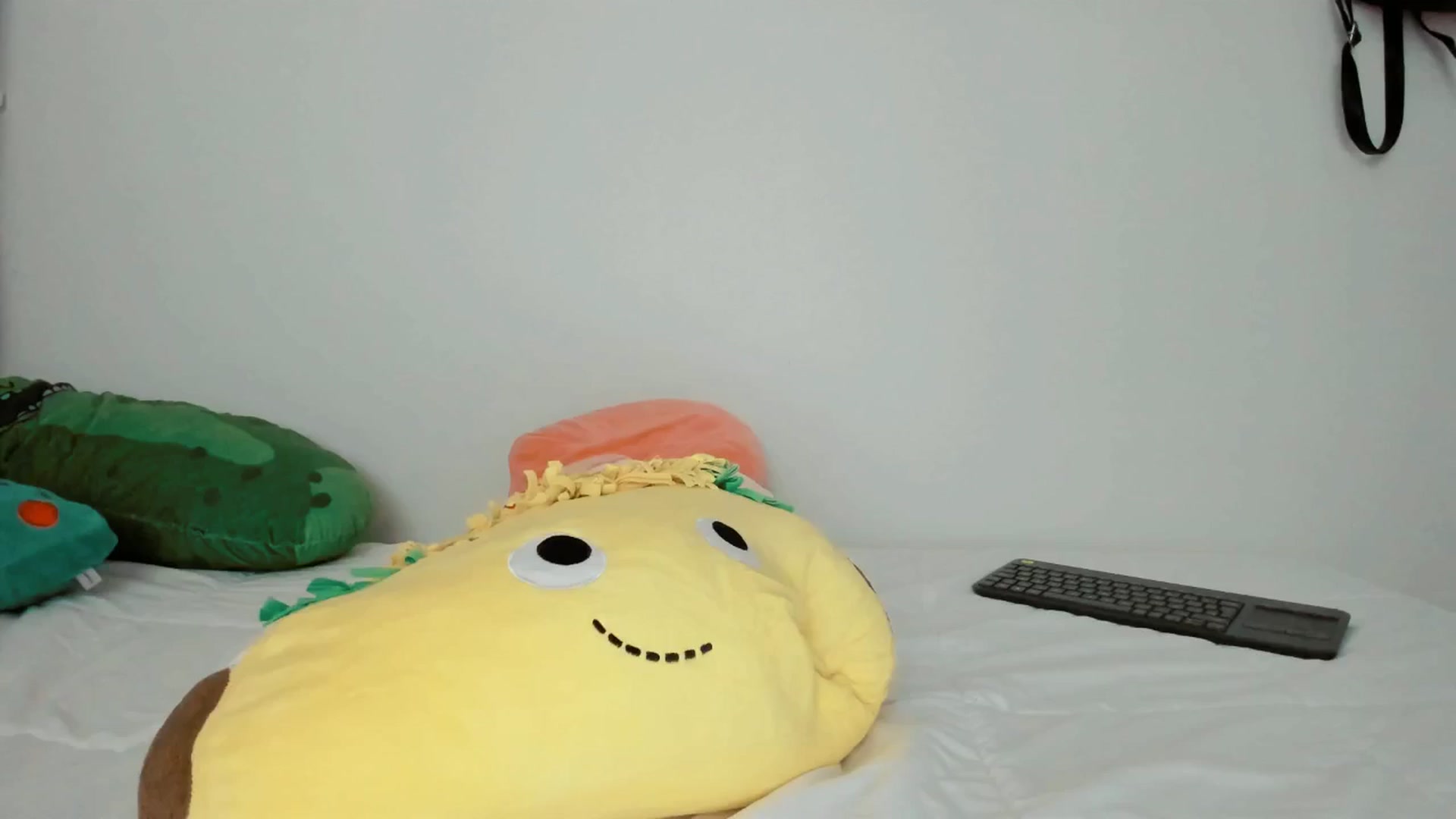 Gallery image thumbnail from Cherrycute666's myfreecams stream on, 05/07/2025, 24:22 image 20 of 20