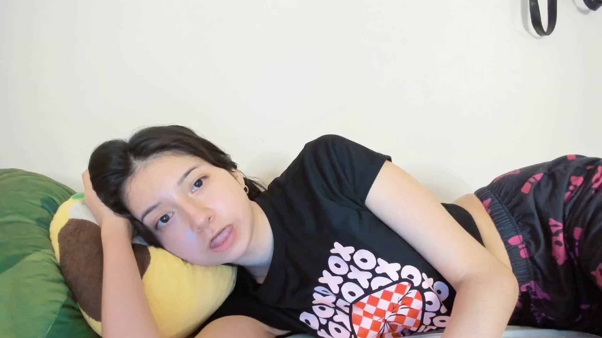 Gallery image thumbnail from Cherrycute666's myfreecams stream on, 05/08/2025, 05:08 image 10 of 20