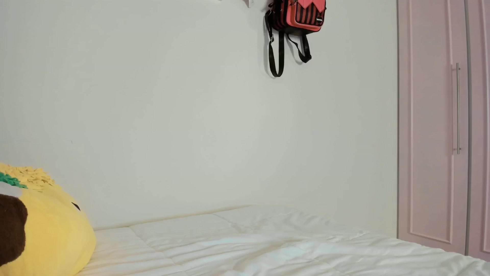 Gallery image thumbnail from Cherrycute666's myfreecams stream on, 05/08/2025, 05:08 image 17 of 20